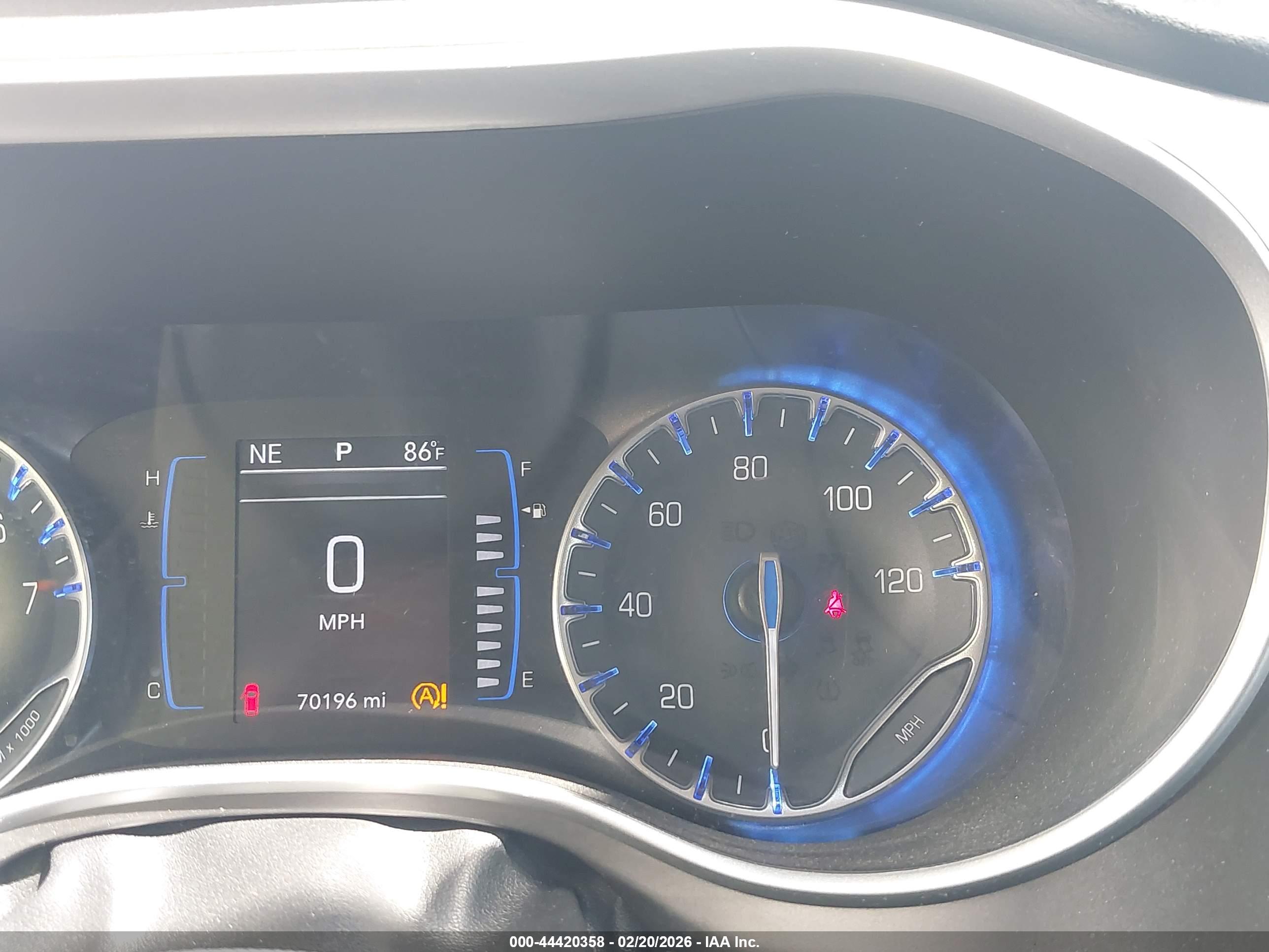 CHRYSLER PACIFICA image 7