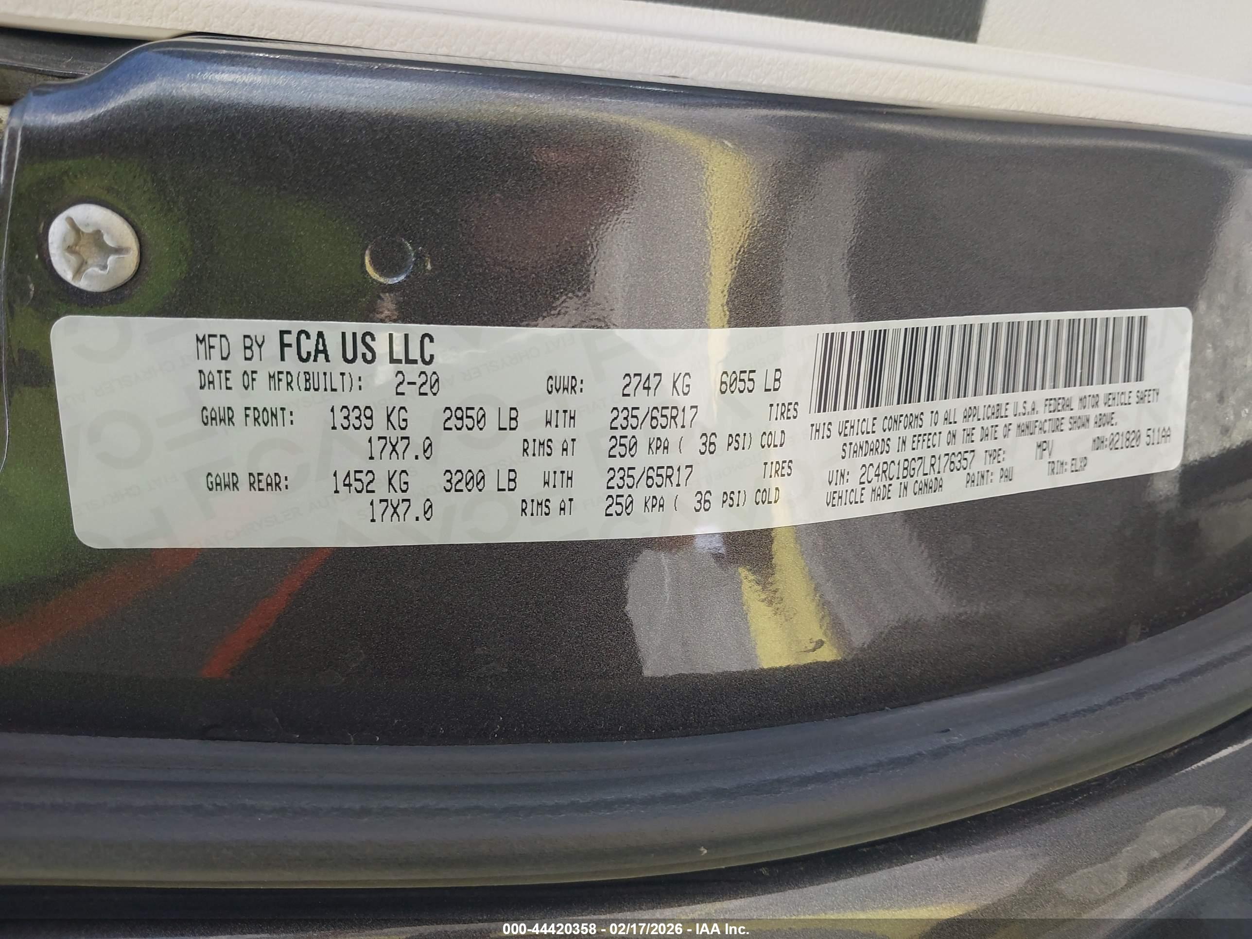 CHRYSLER PACIFICA image 9