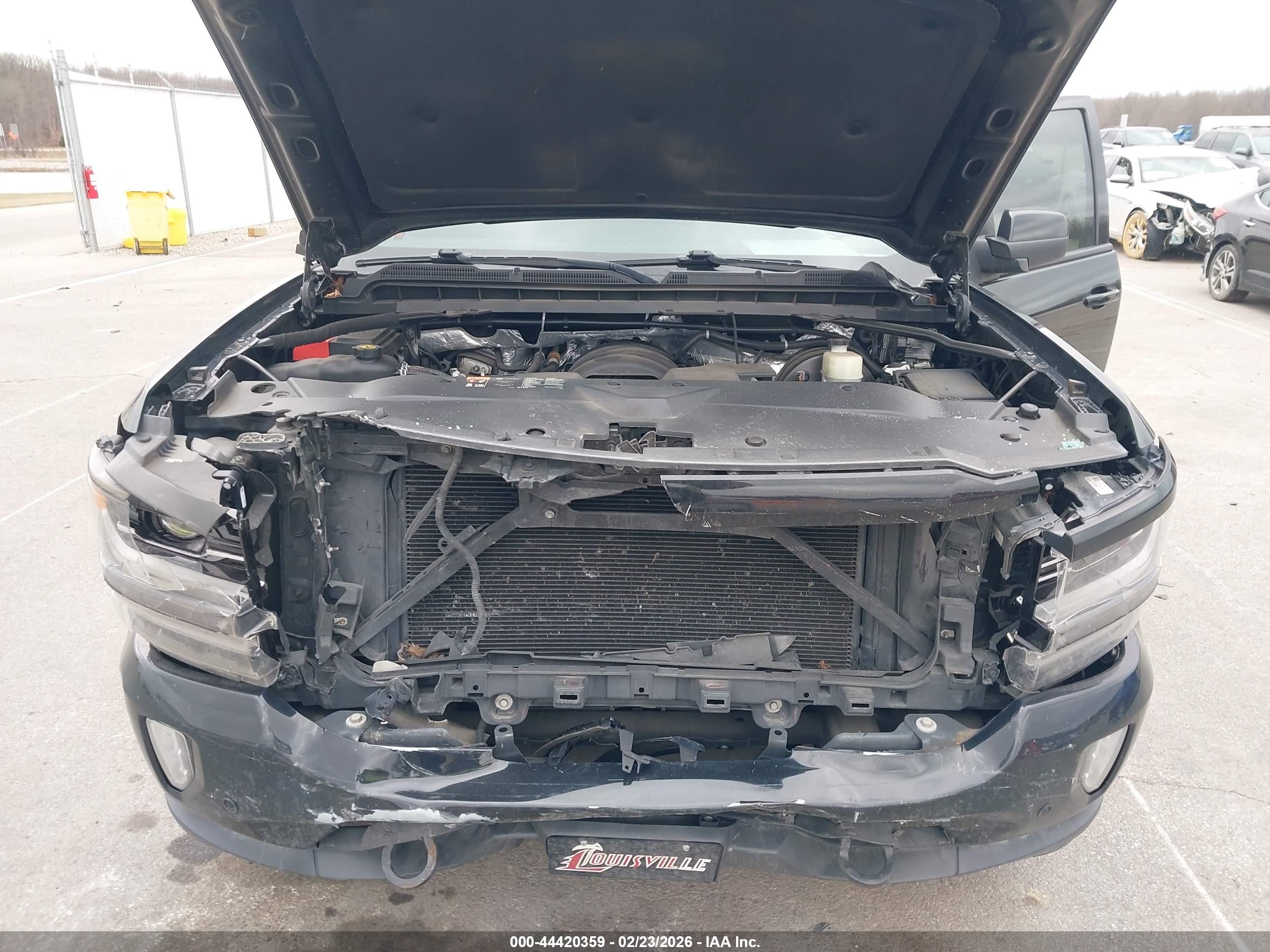 CHEVROLET SILVERADO image 10
