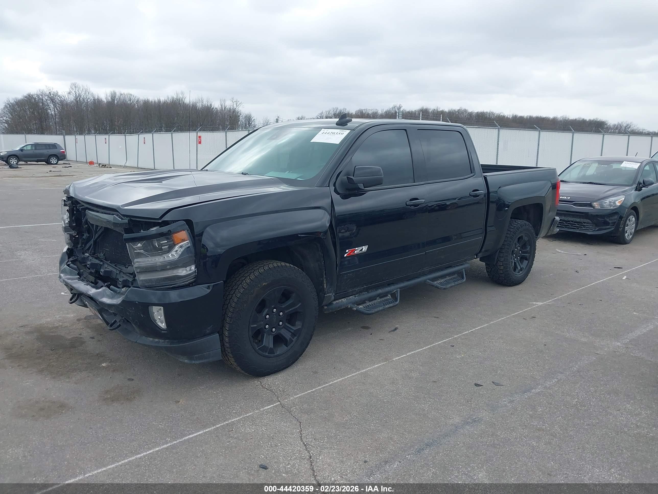 CHEVROLET SILVERADO image 2