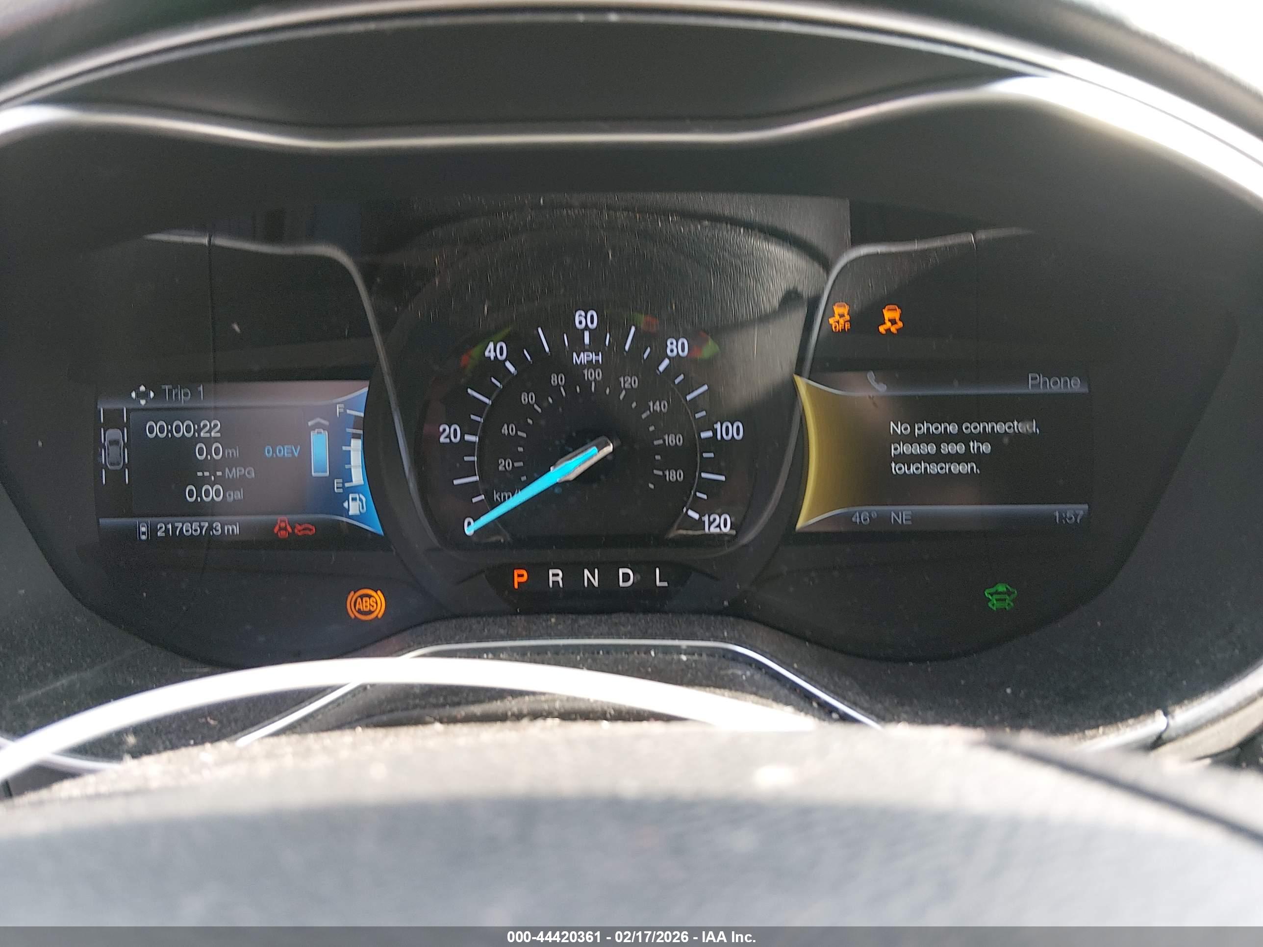 FORD FUSION image 7