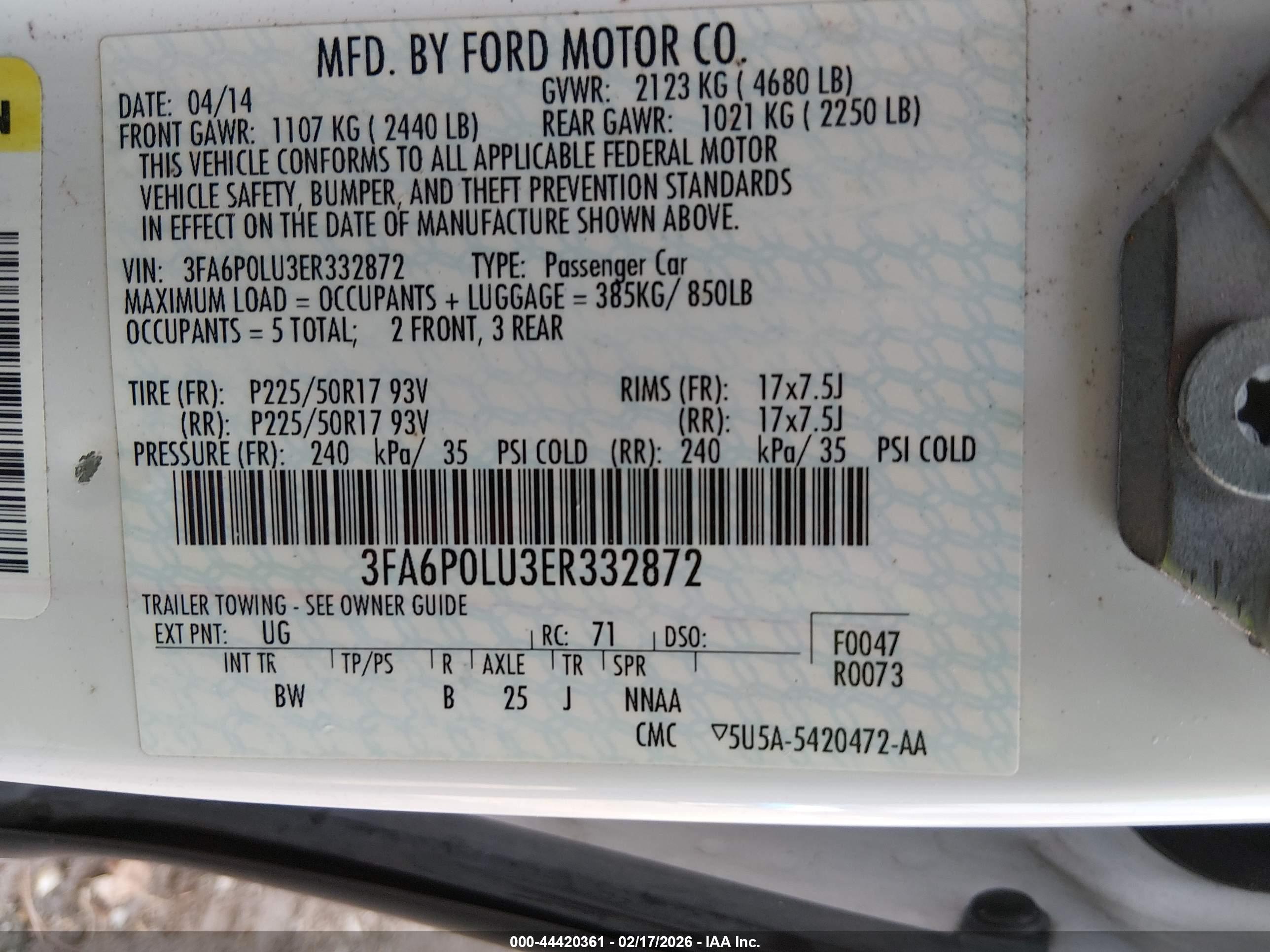 FORD FUSION image 9