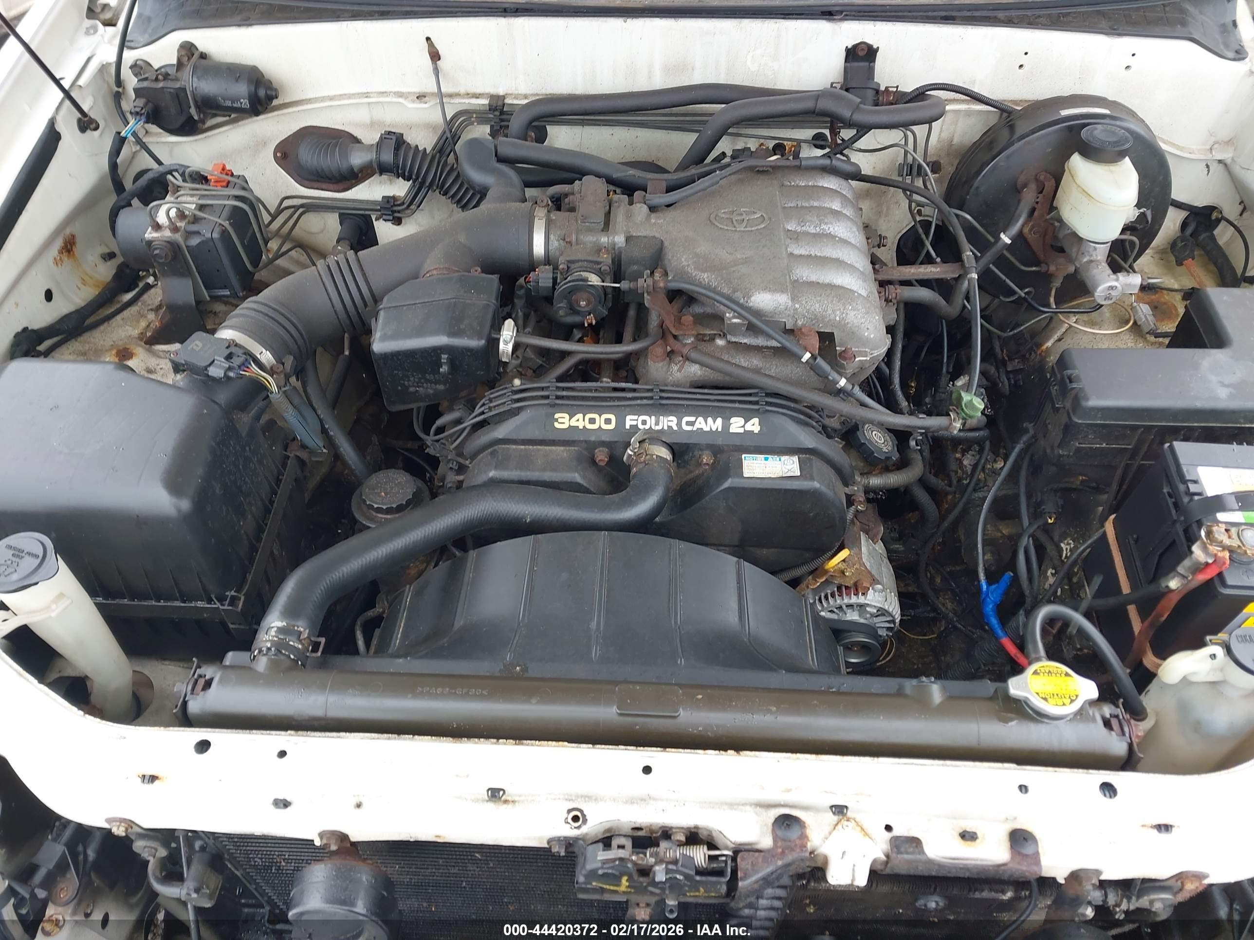 TOYOTA TUNDRA image 10