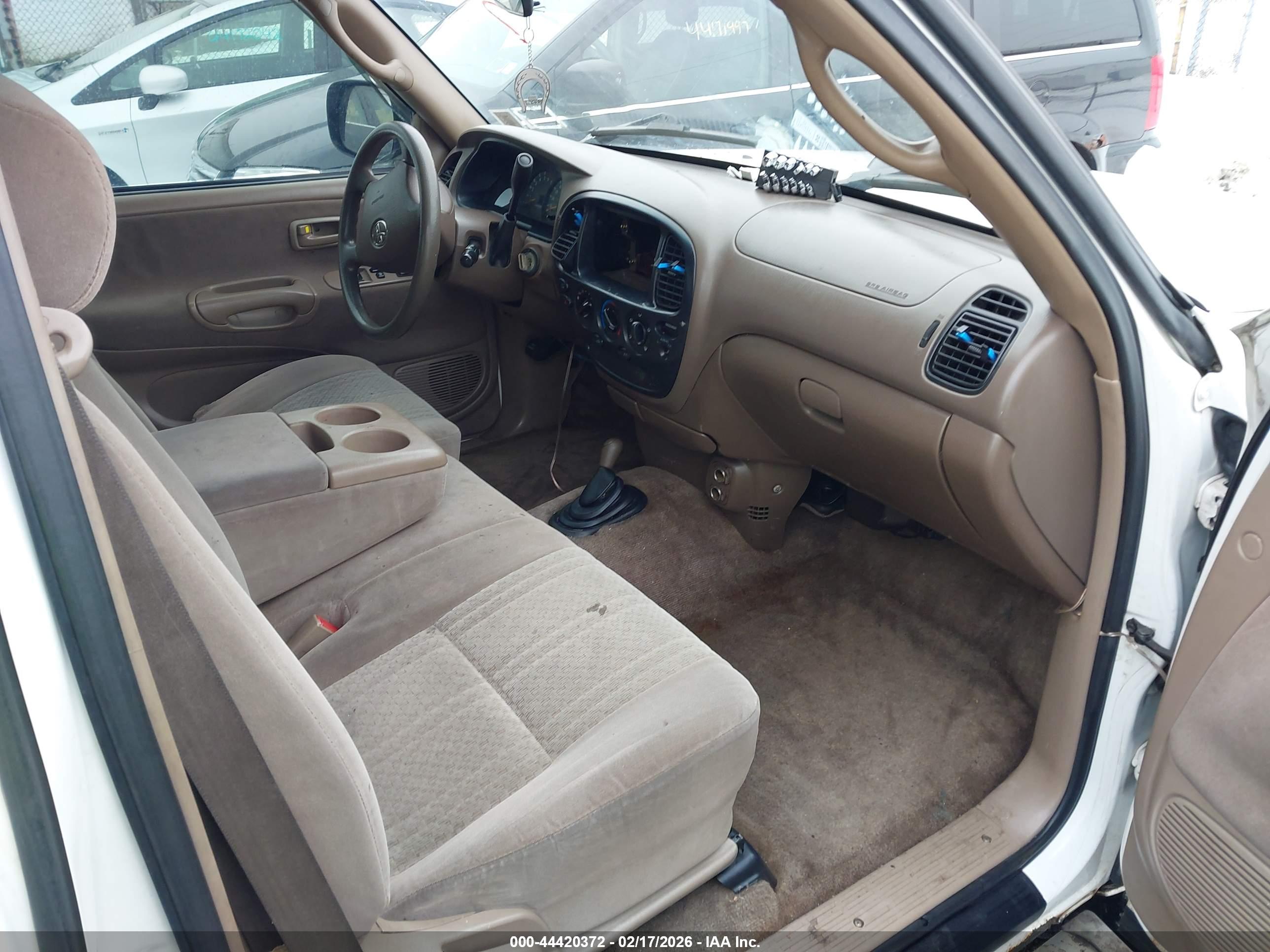 TOYOTA TUNDRA image 5
