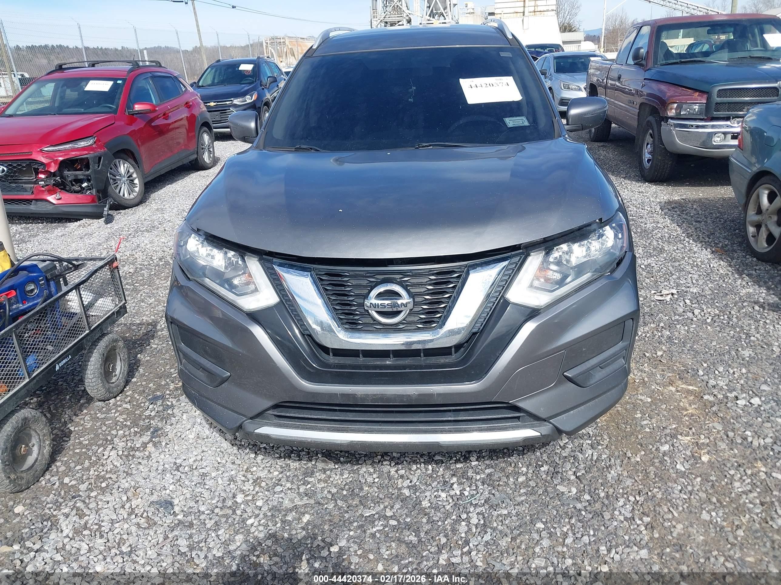 NISSAN ROGUE image 6