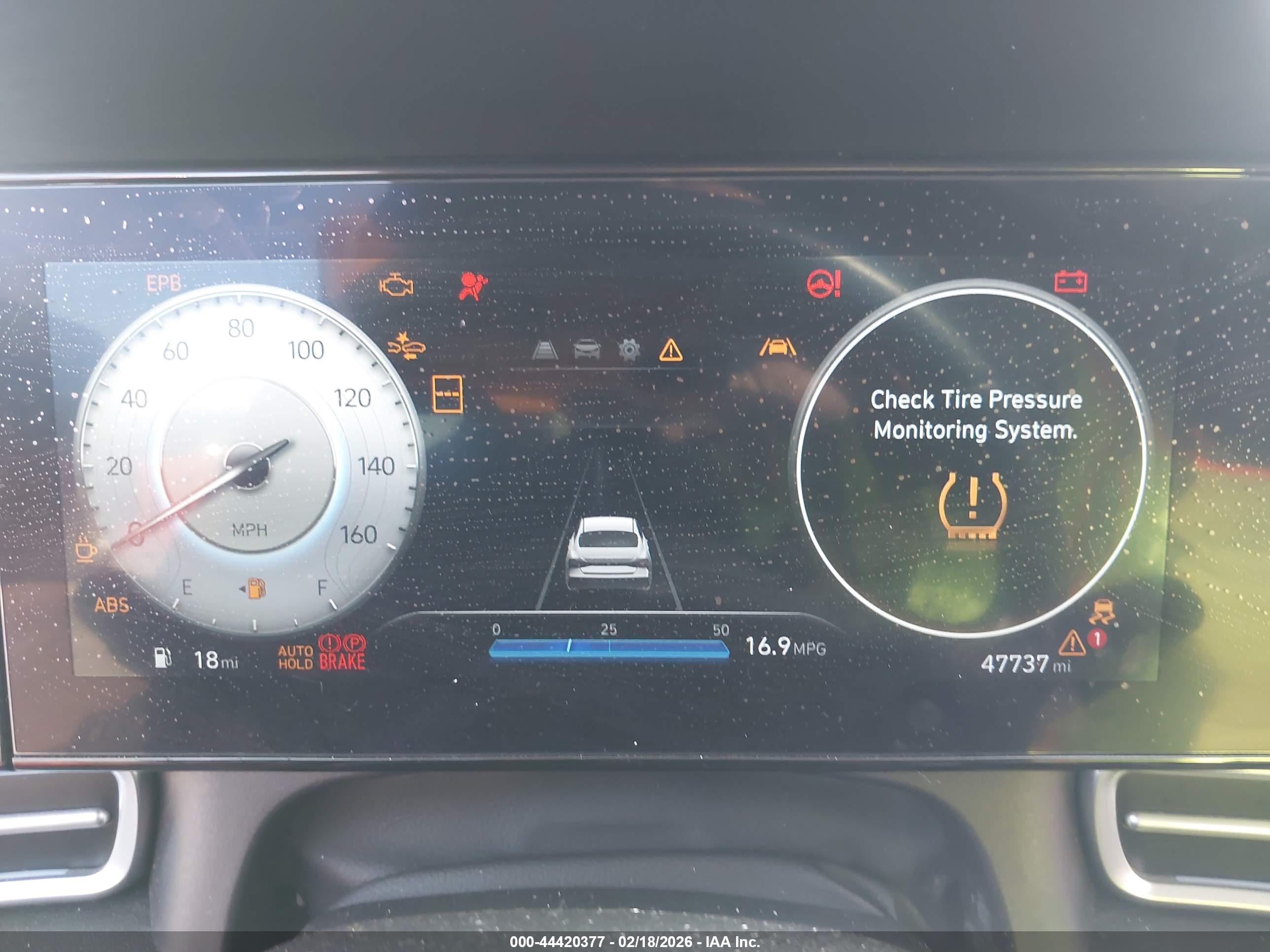 HYUNDAI ELANTRA image 7