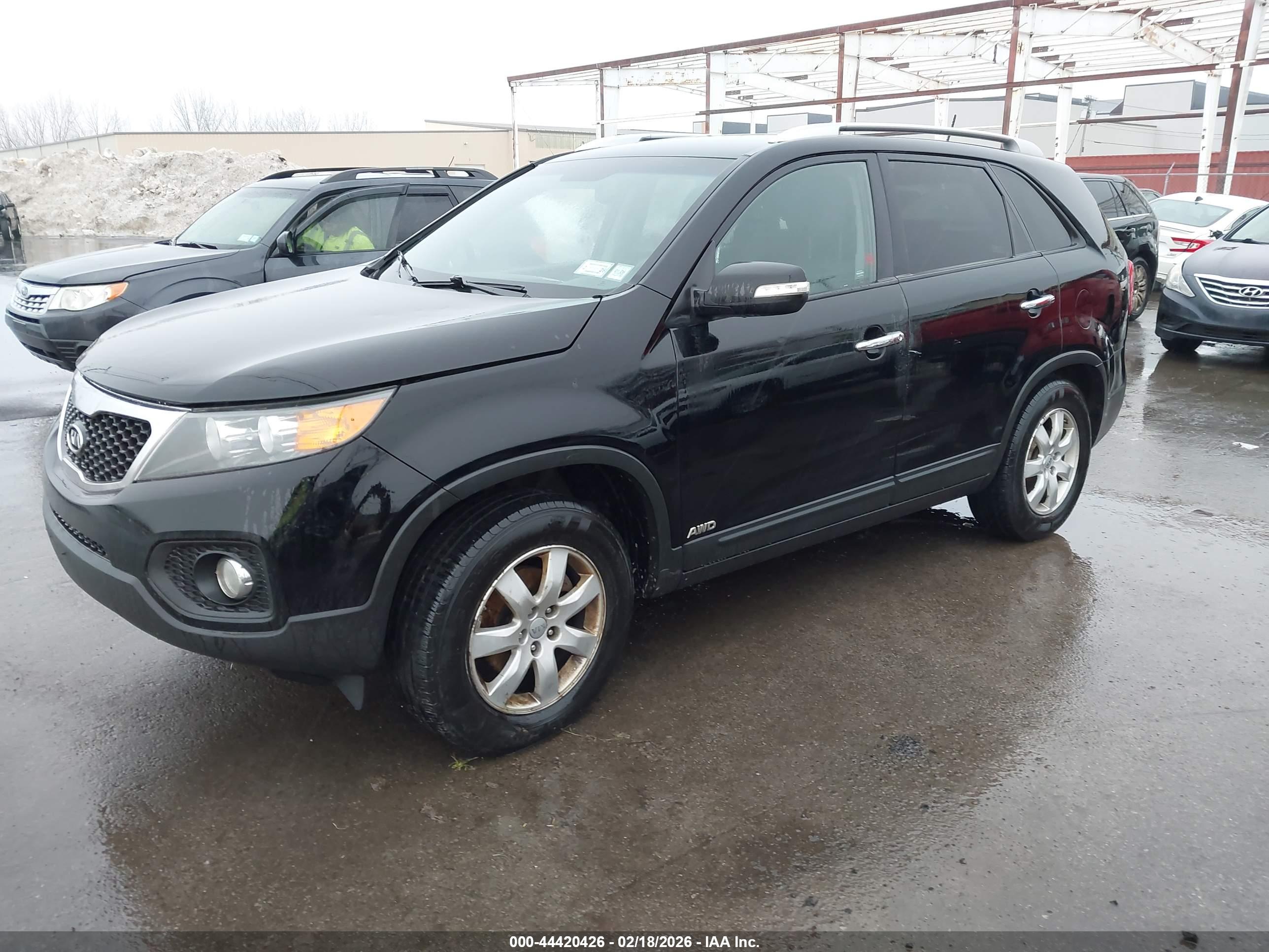KIA SORENTO image 2