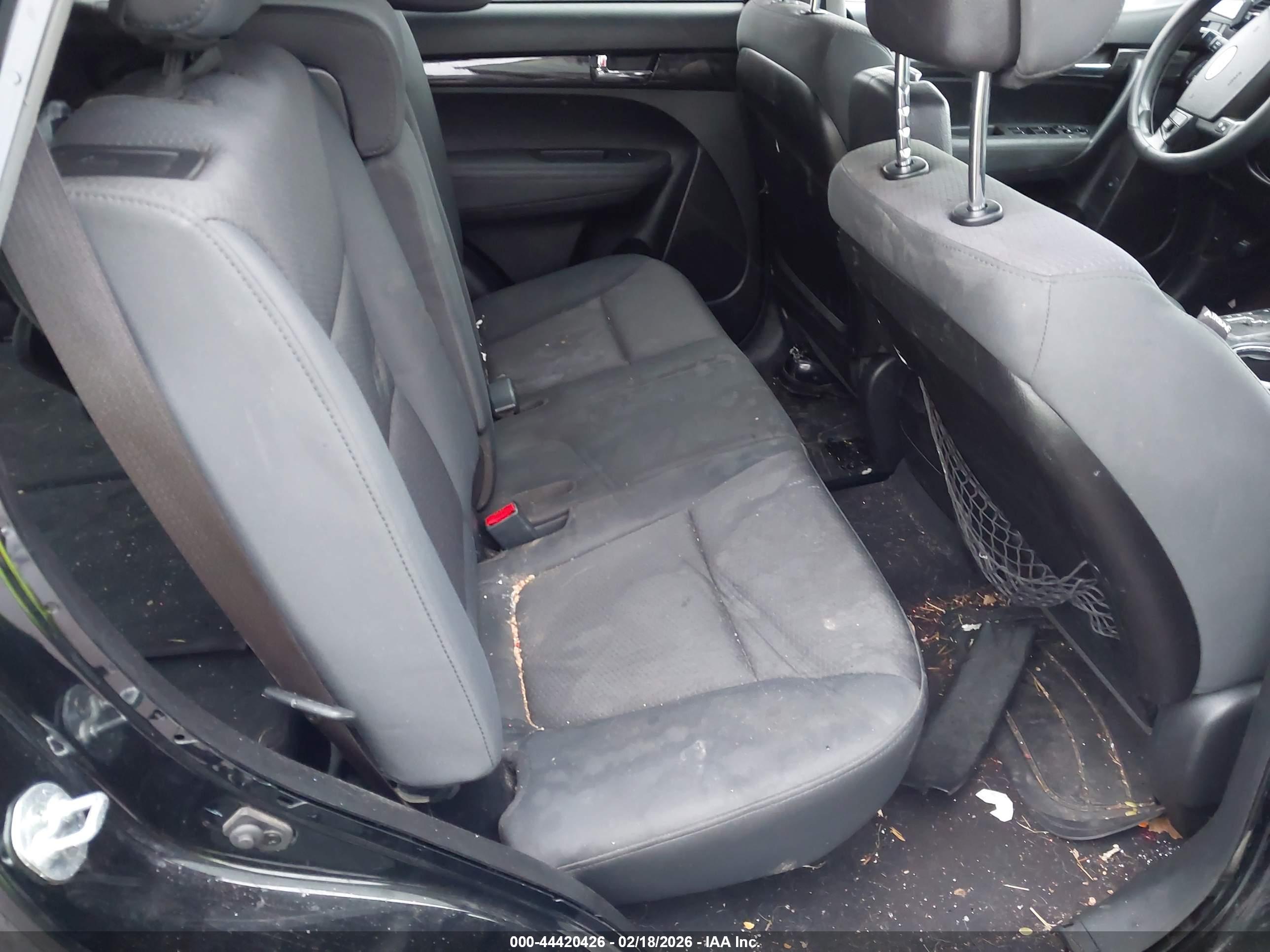 KIA SORENTO image 8