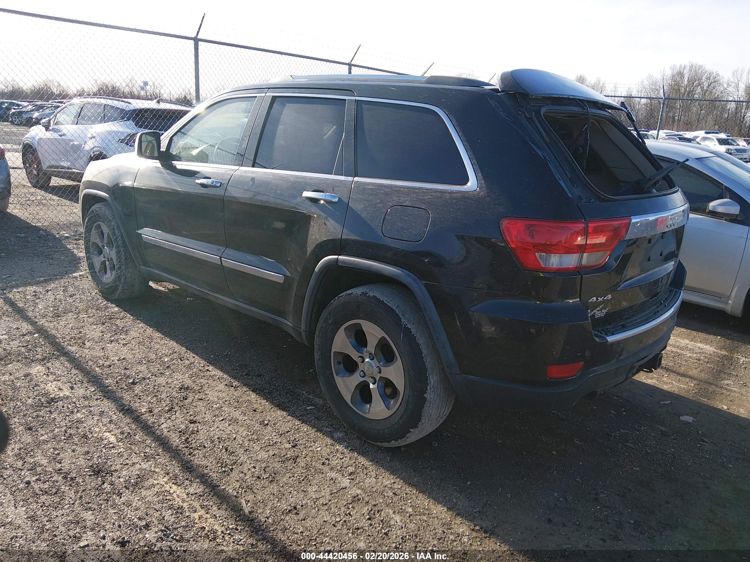 JEEP GRAND image 3