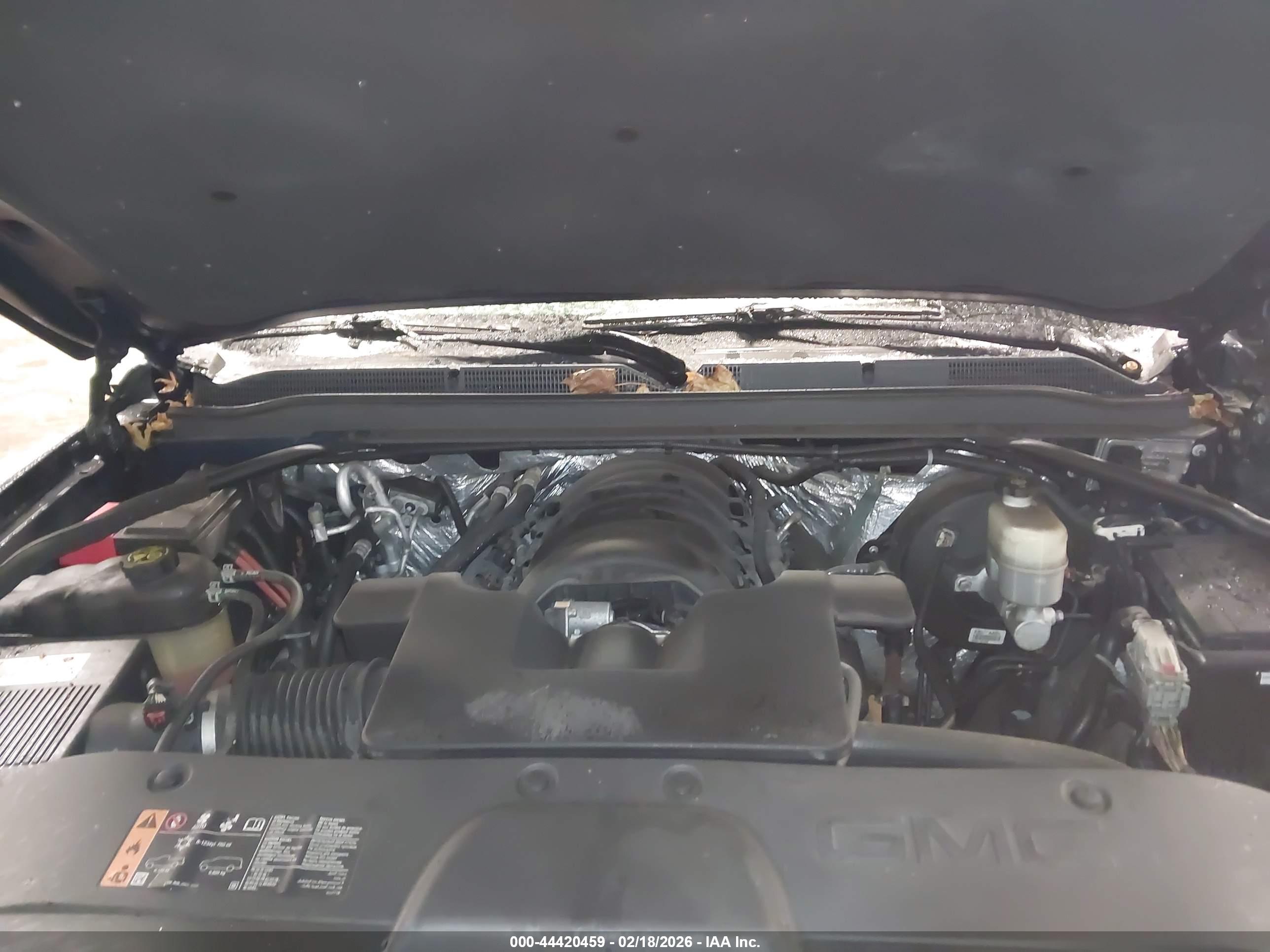 GMC YUKON image 10