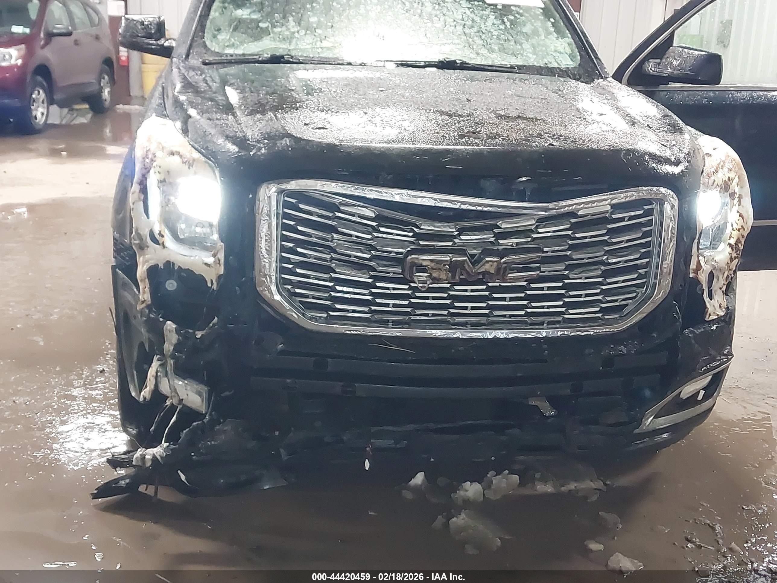 GMC YUKON image 6