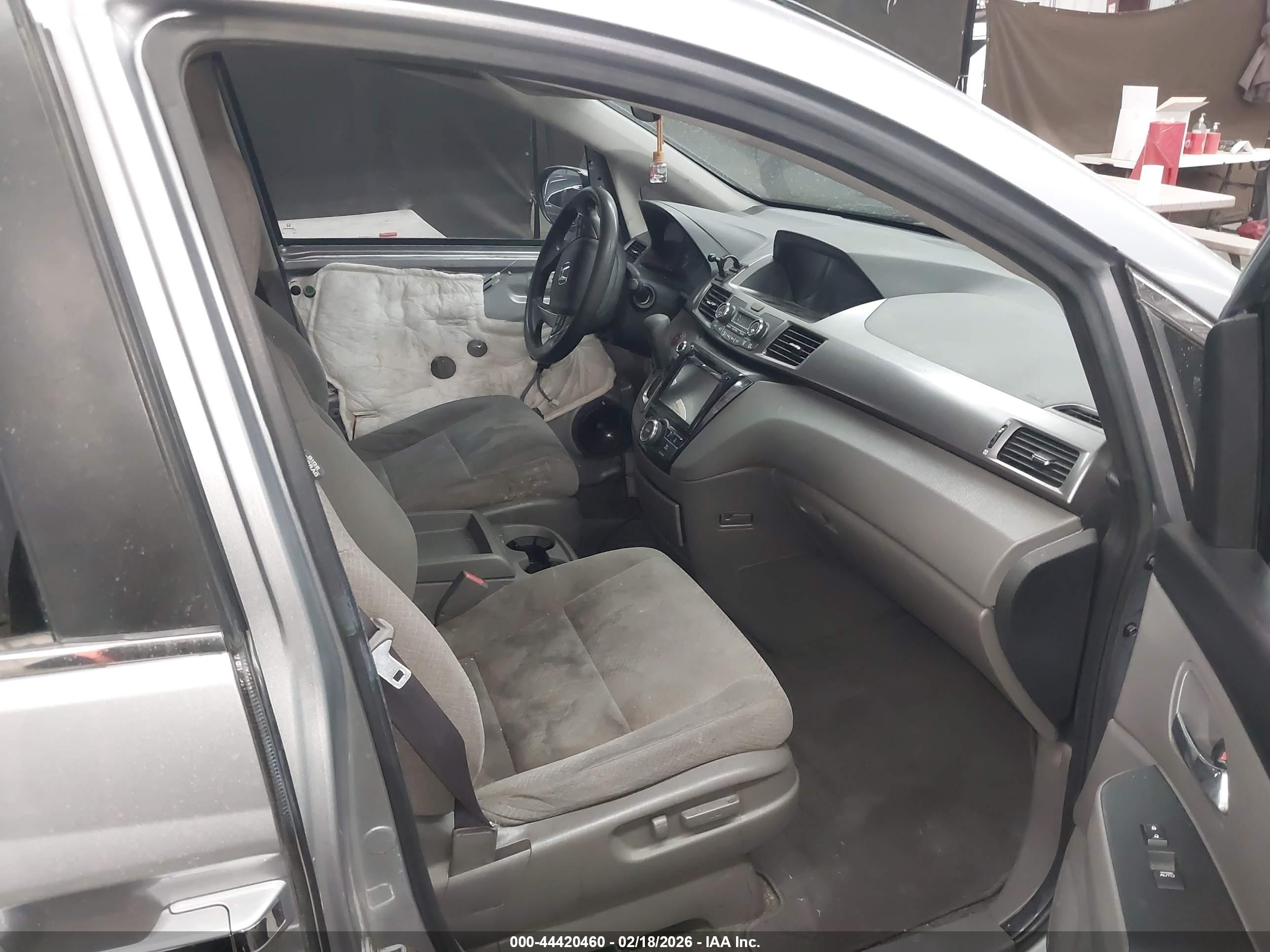 HONDA ODYSSEY image 5