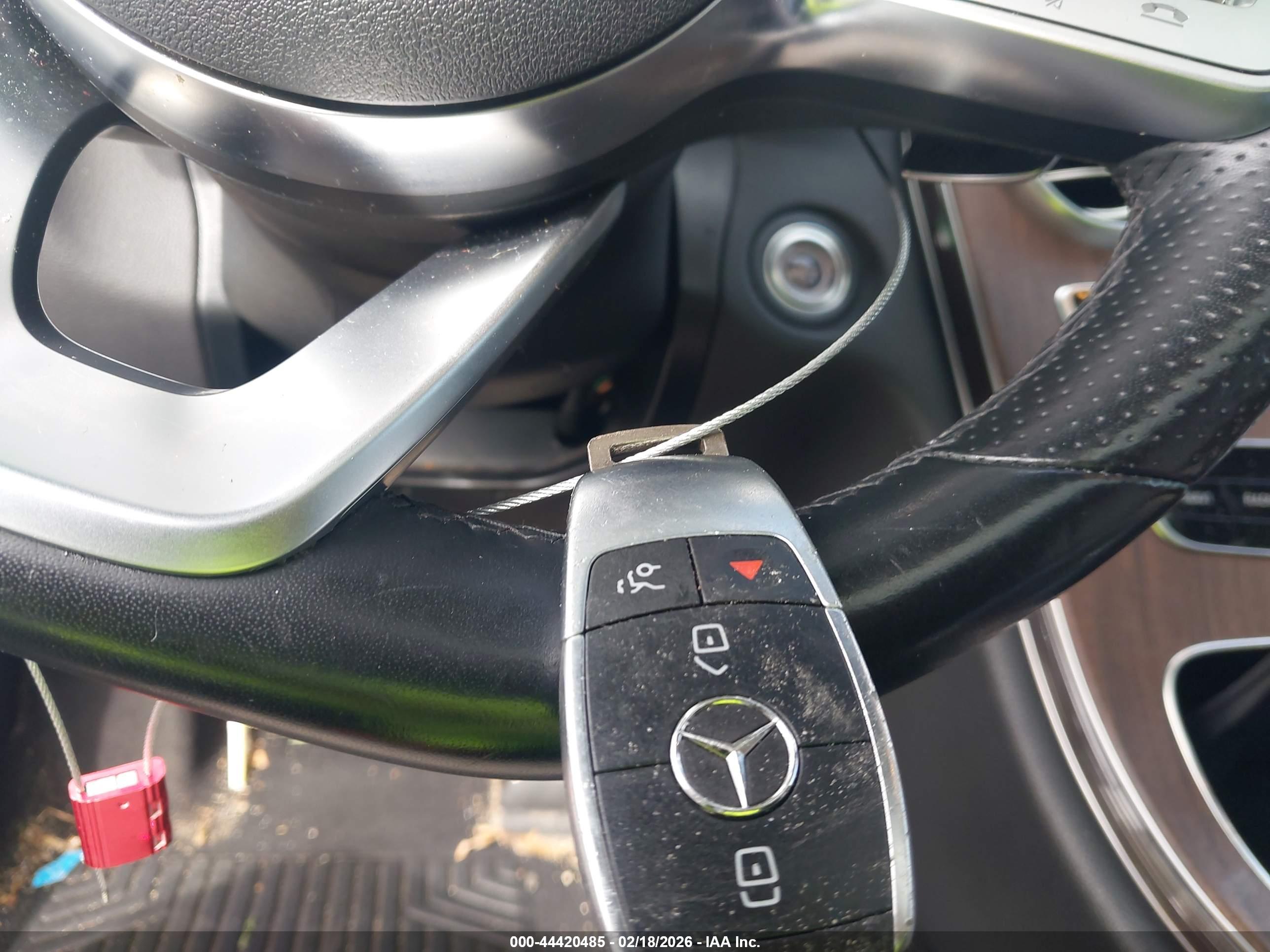 MERCEDES-BENZ C image 11