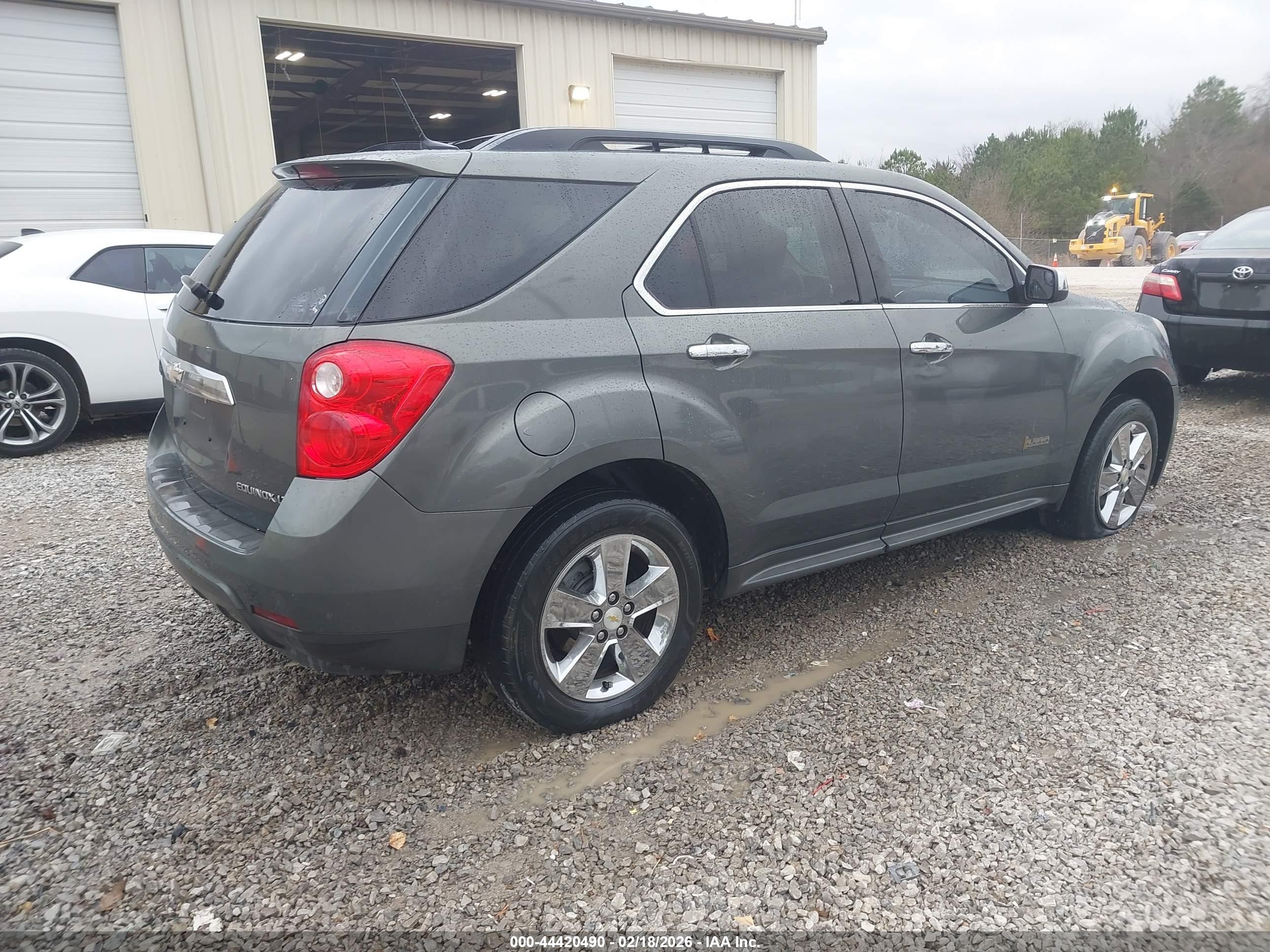 CHEVROLET EQUINOX image 4
