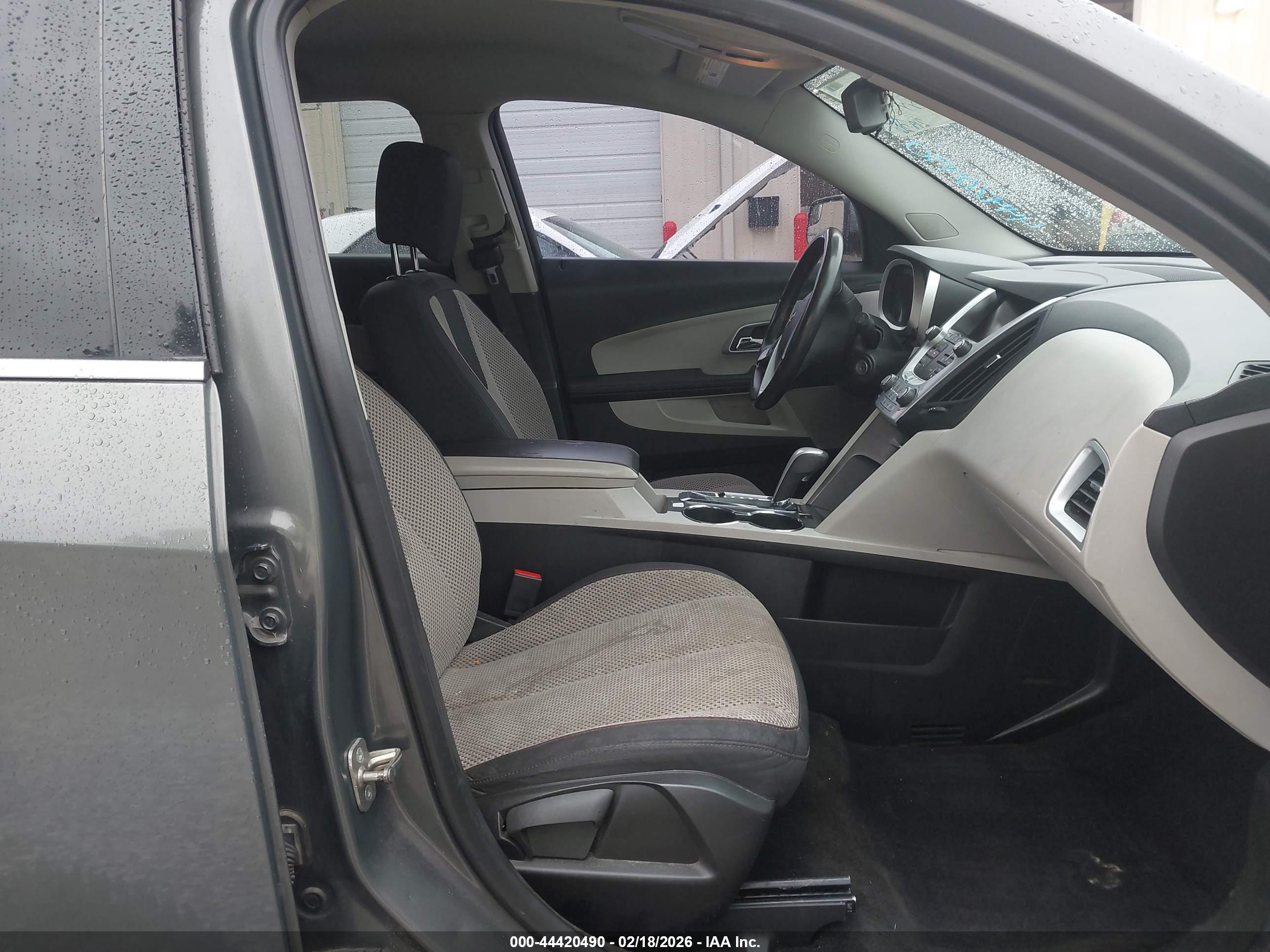 CHEVROLET EQUINOX image 5