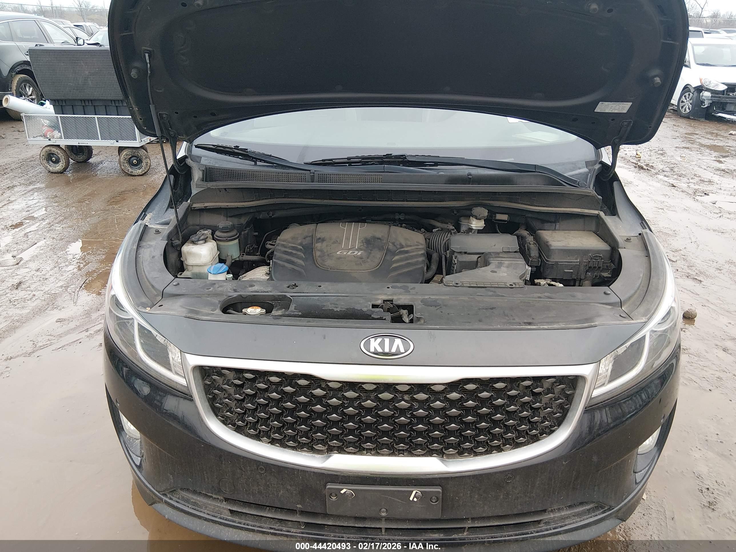 KIA SEDONA image 10