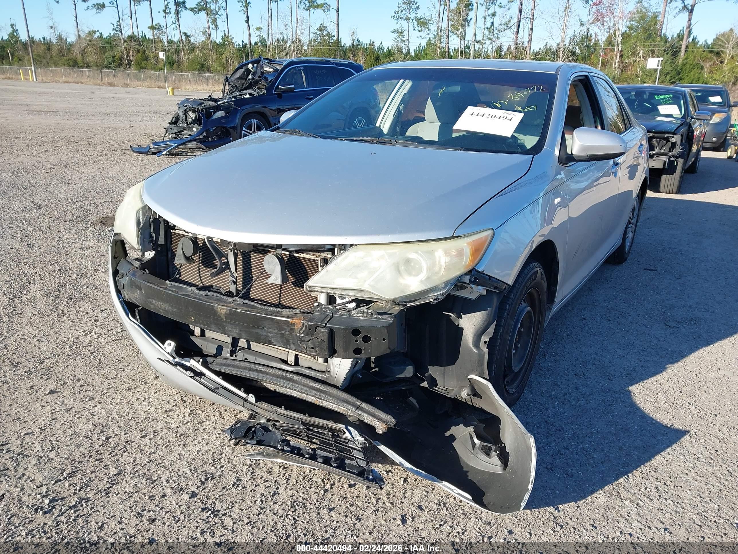 TOYOTA CAMRY image 6
