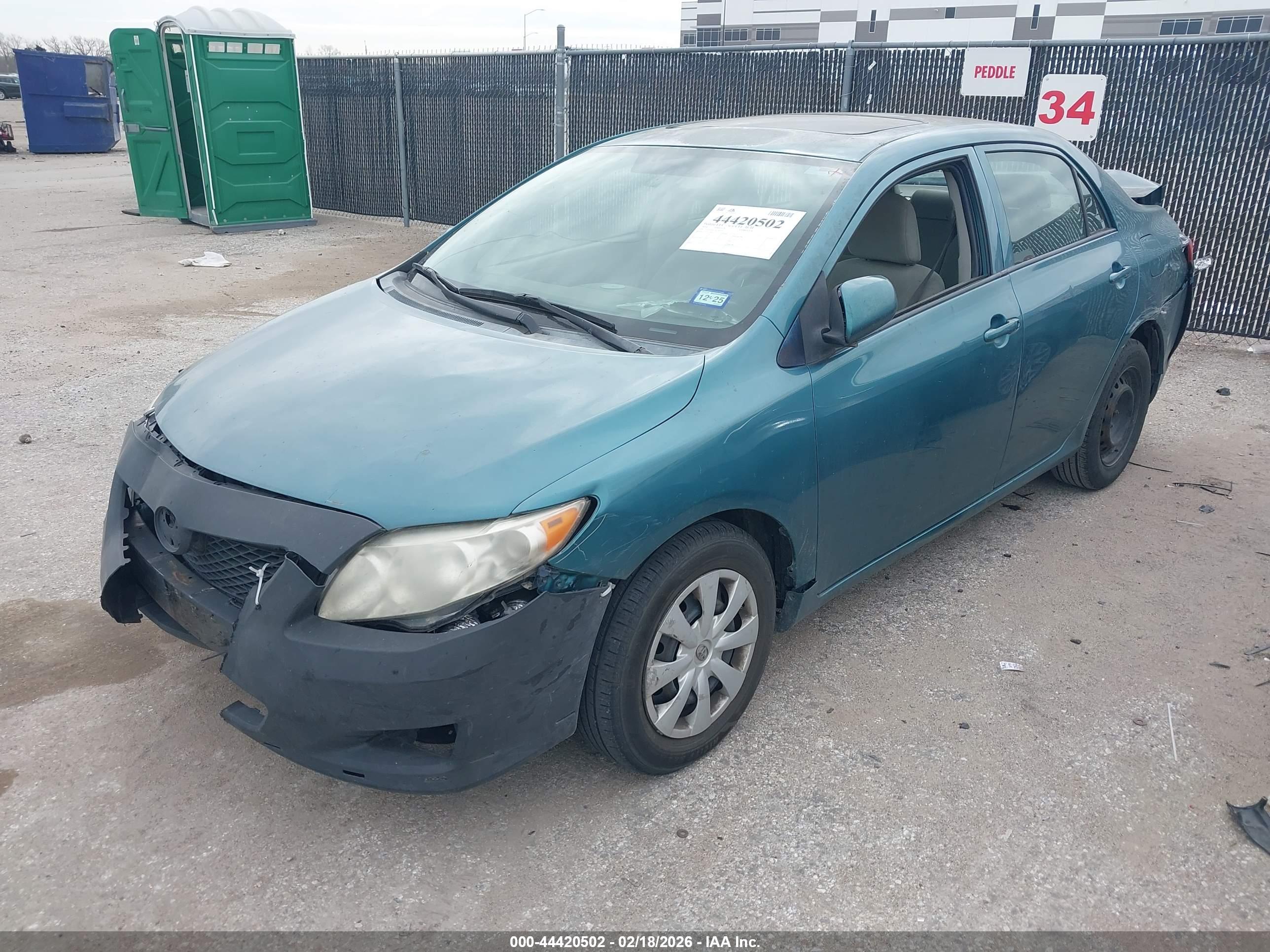 TOYOTA COROLLA image 2