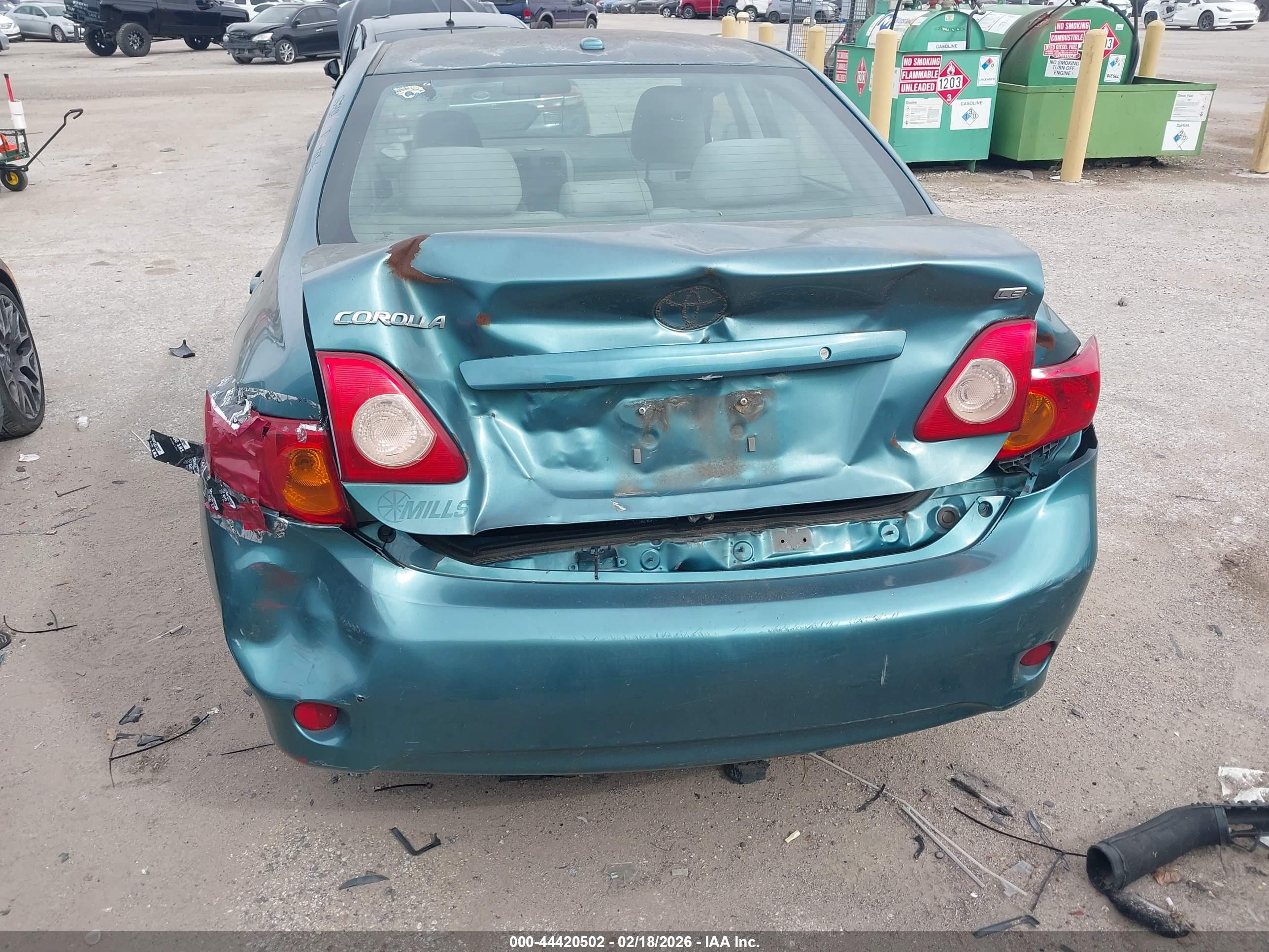 TOYOTA COROLLA image 6