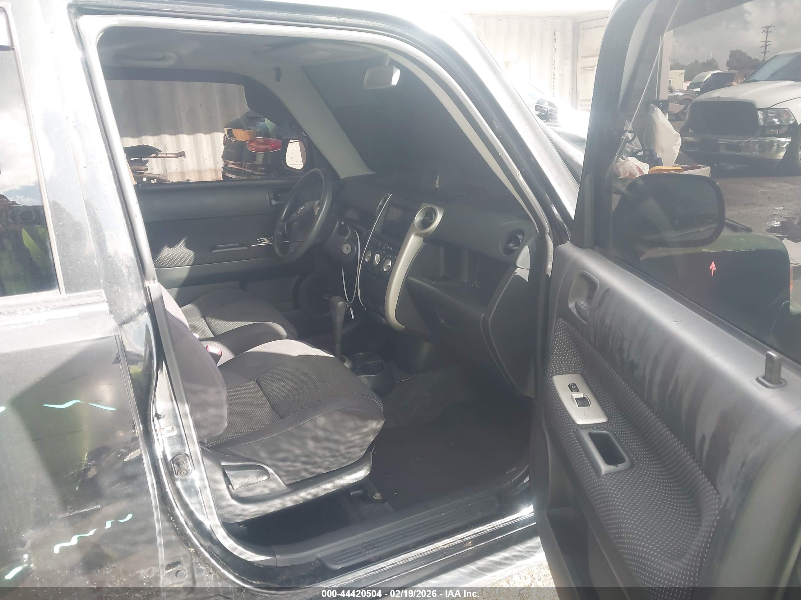 SCION XB image 5