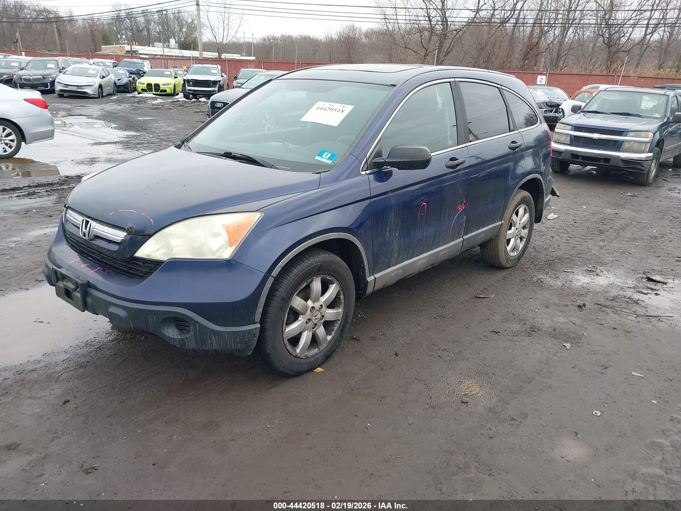 HONDA CR-V image 2