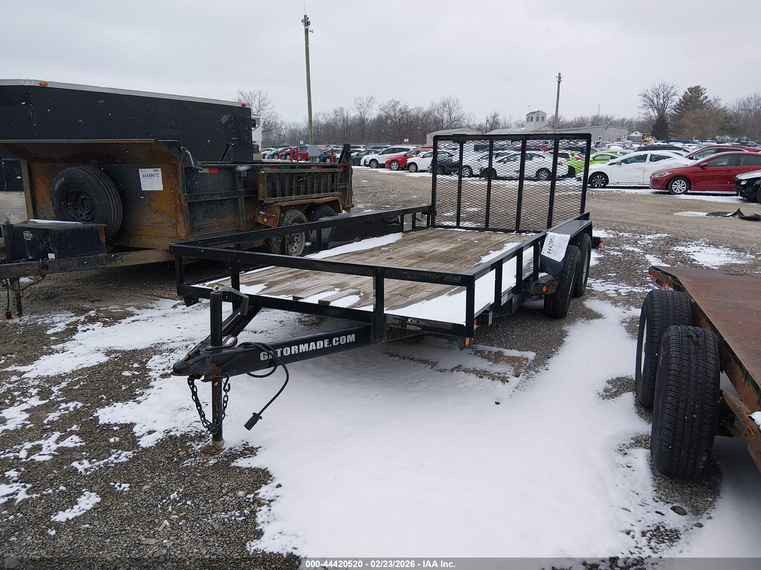 GATOR 16' image 2