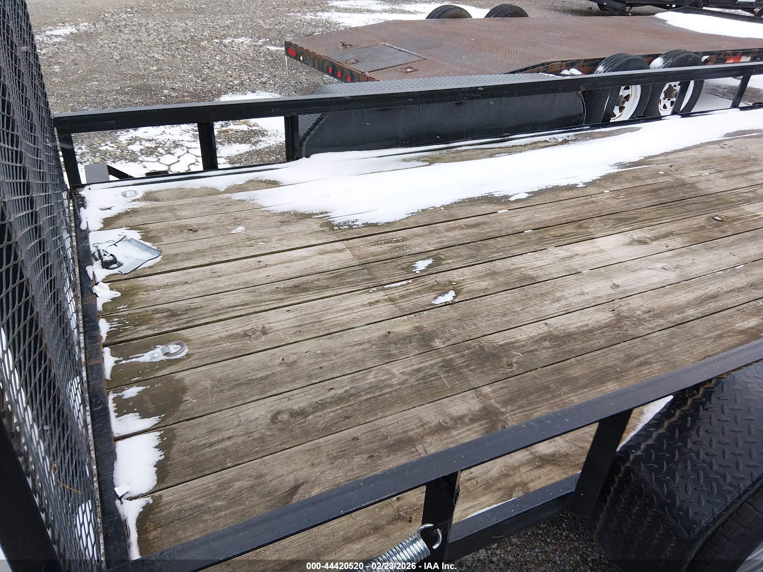GATOR 16' image 5
