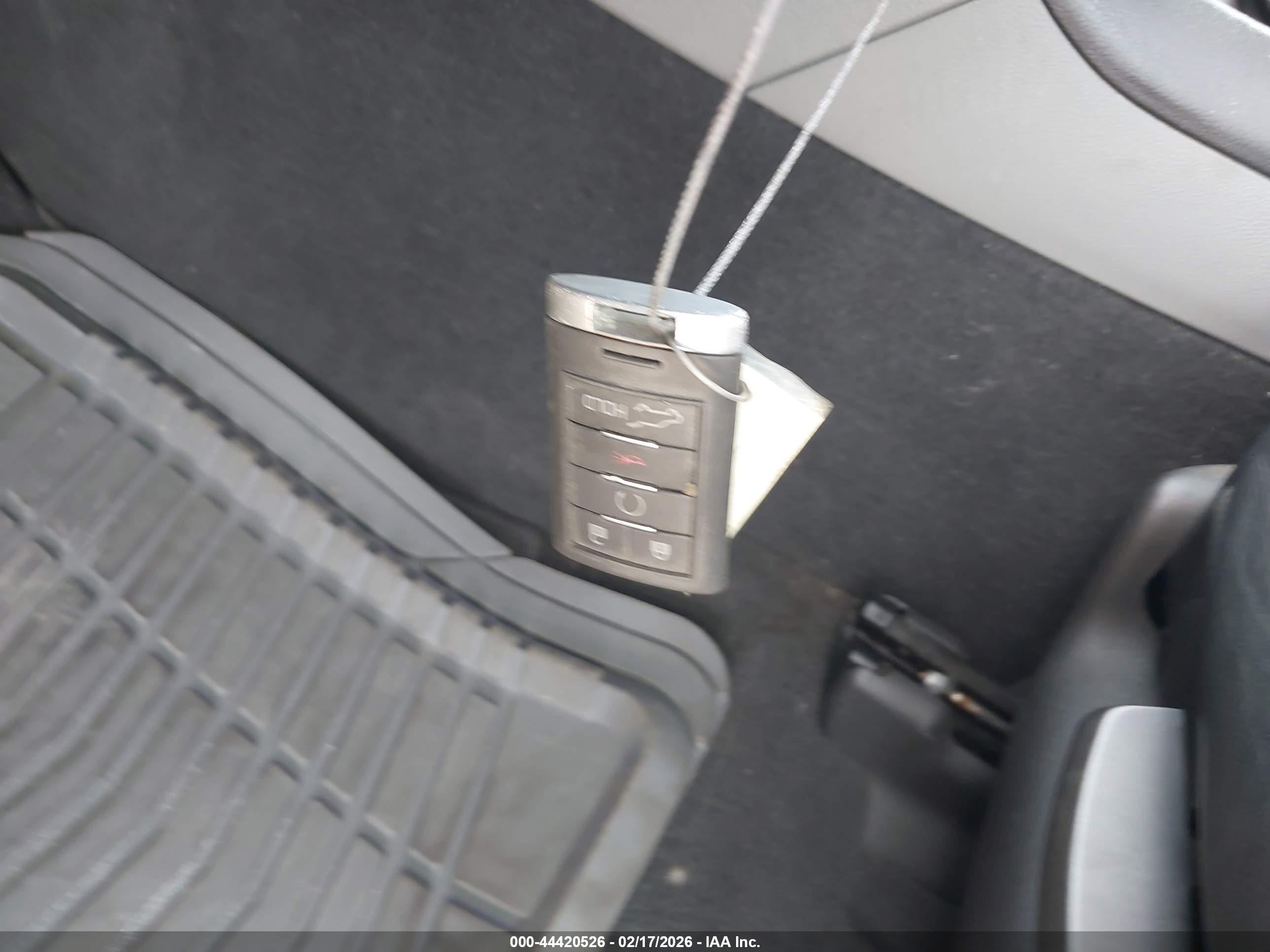 CADILLAC SRX image 11