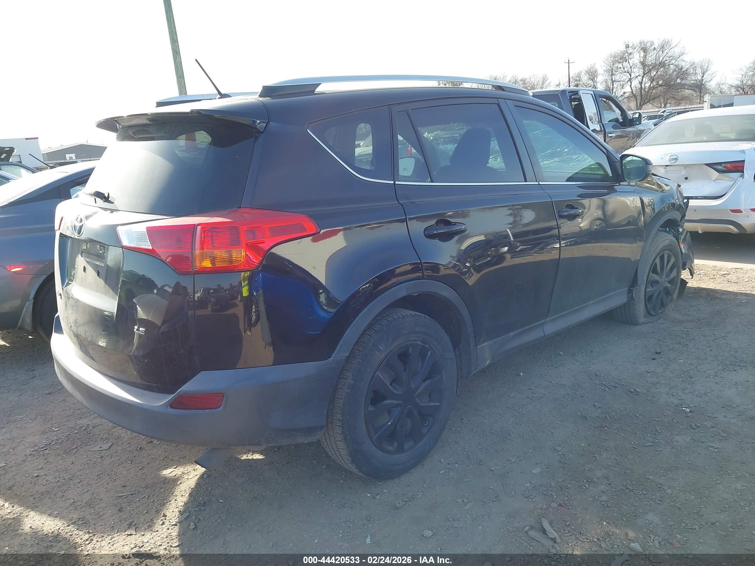 TOYOTA RAV4 image 4