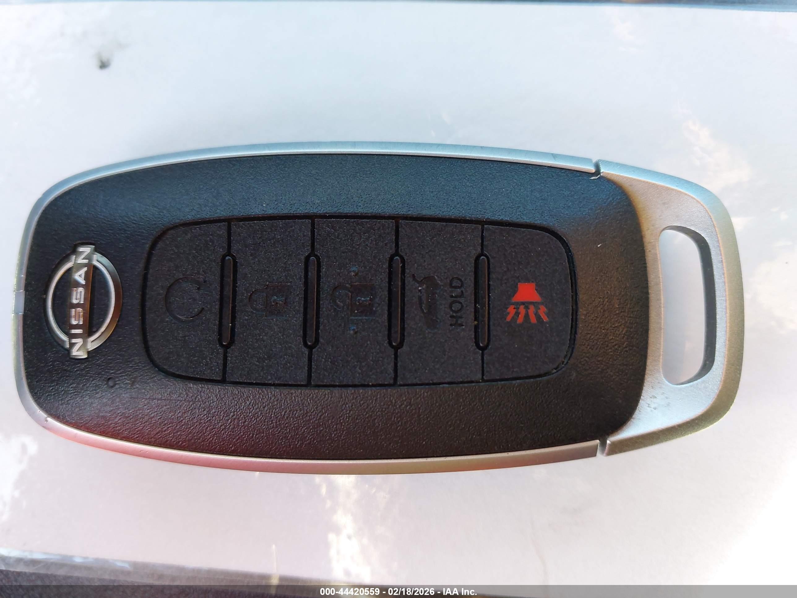 NISSAN ROGUE image 11