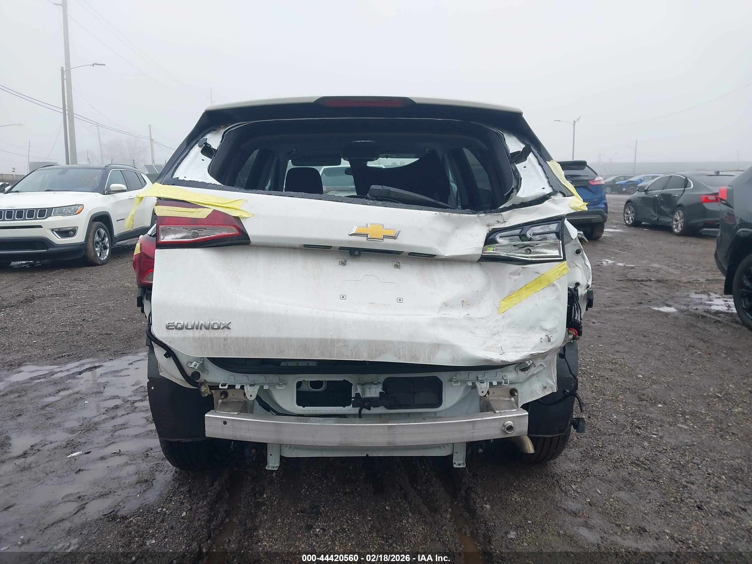 CHEVROLET EQUINOX image 6