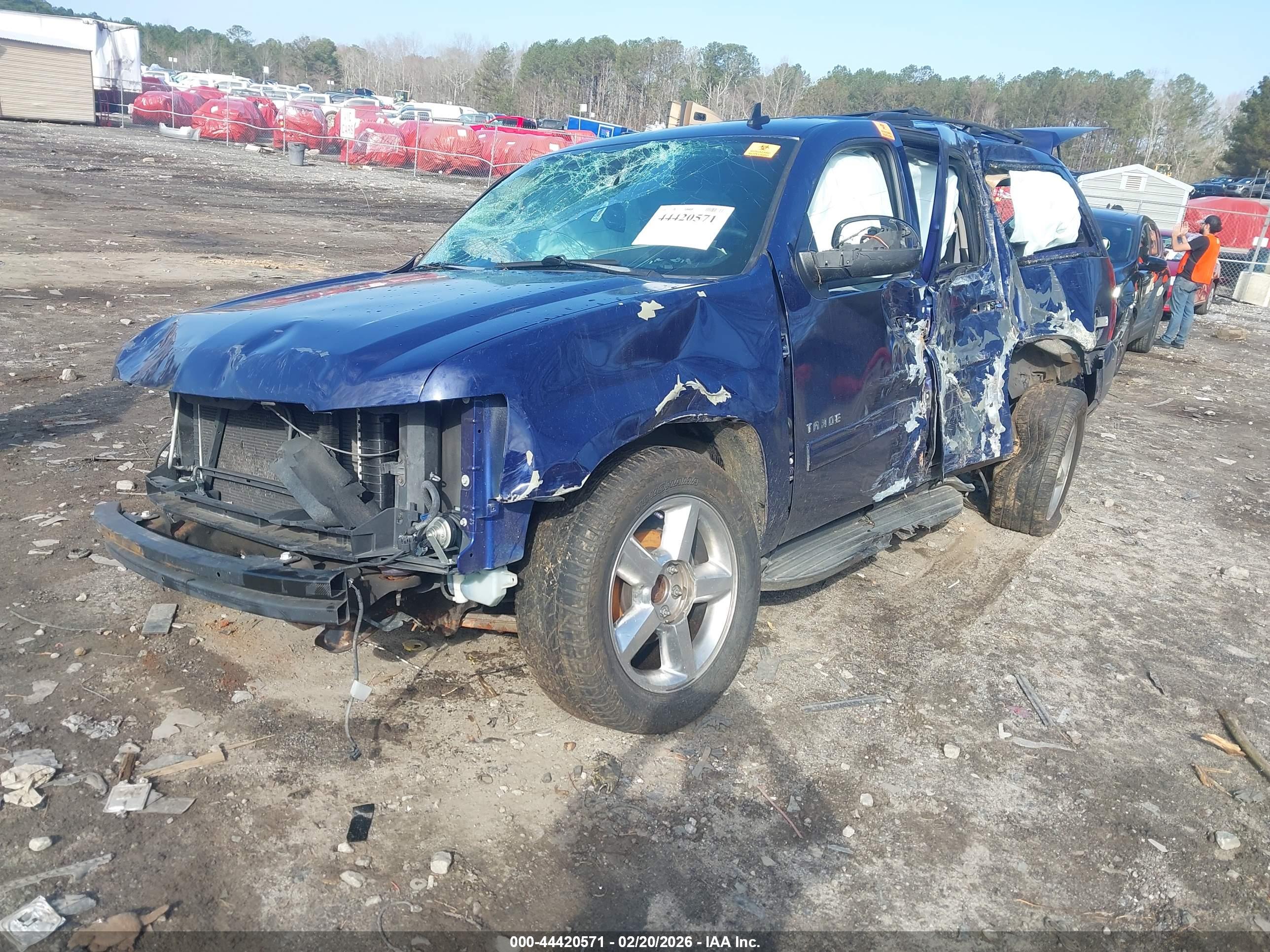 CHEVROLET TAHOE image 2