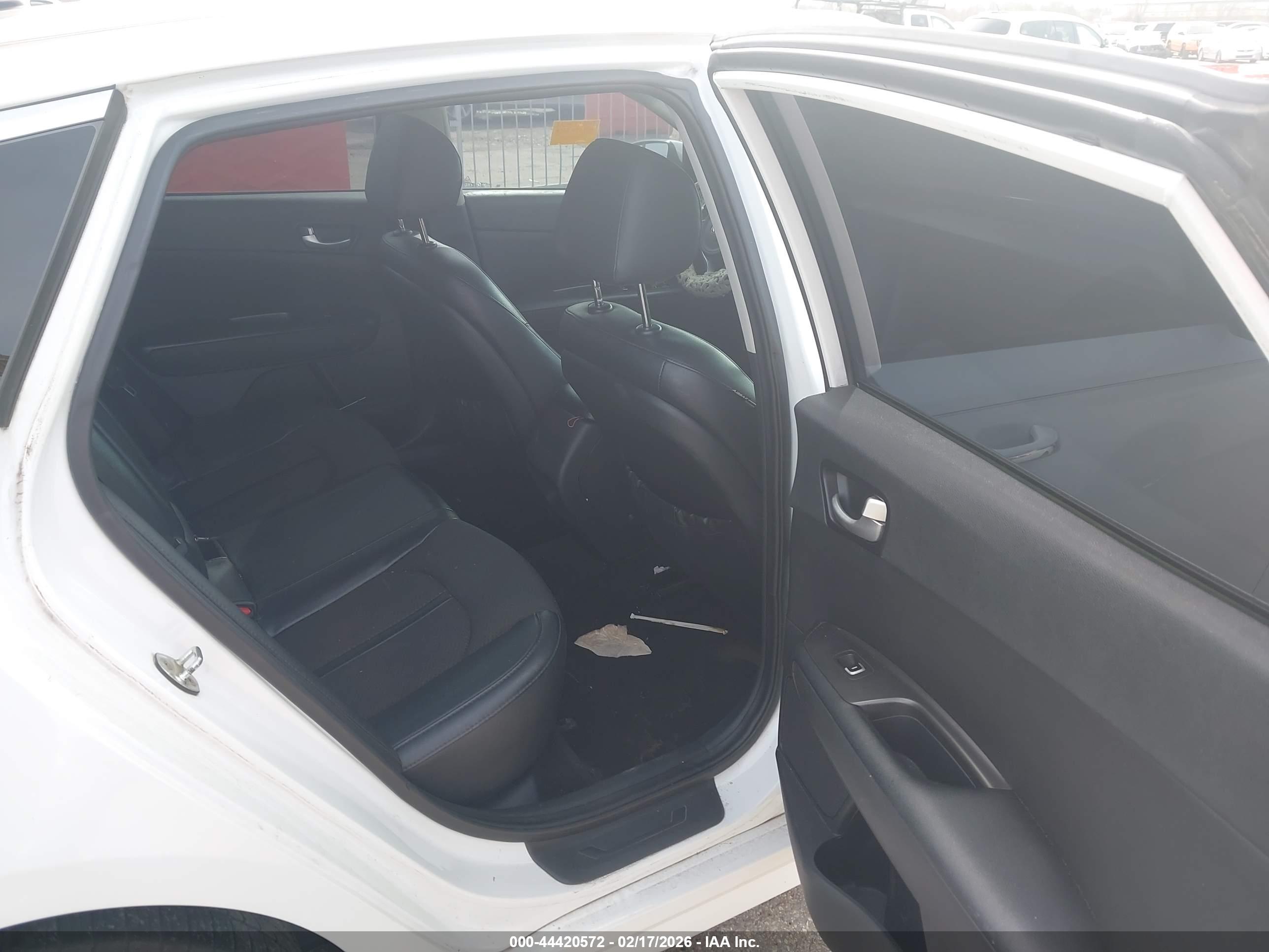 KIA OPTIMA image 8