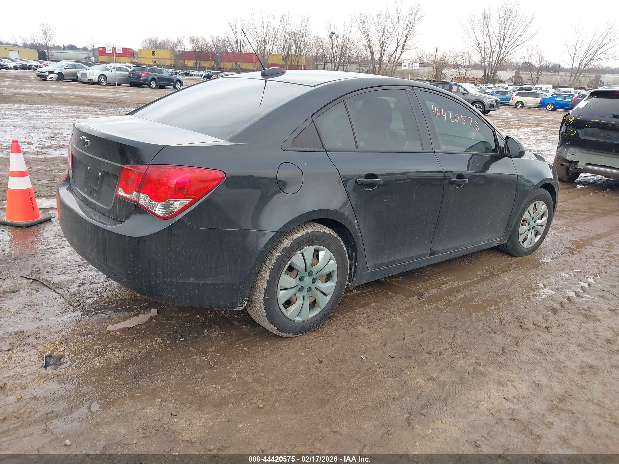CHEVROLET CRUZE image 4