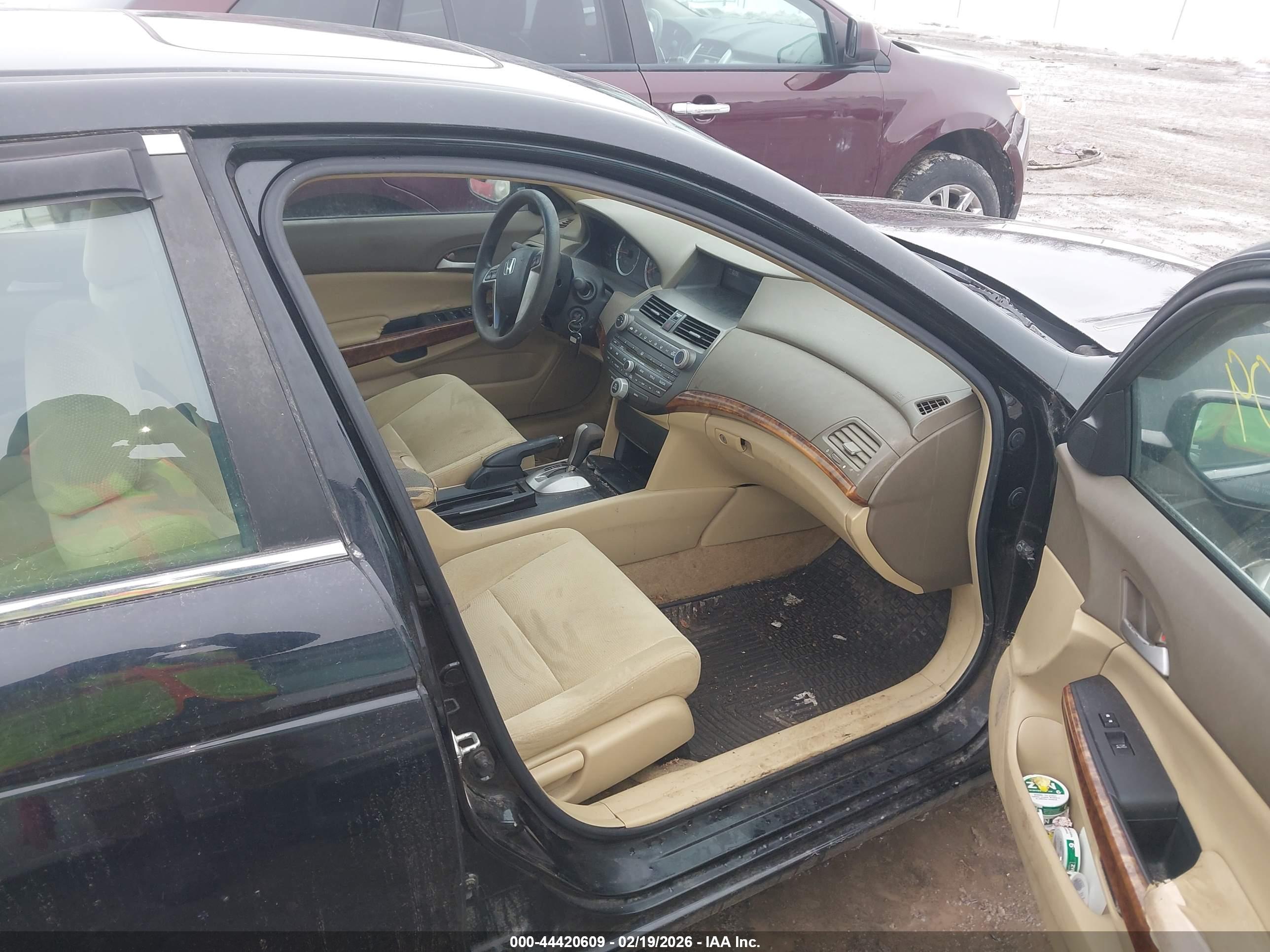 HONDA ACCORD image 5
