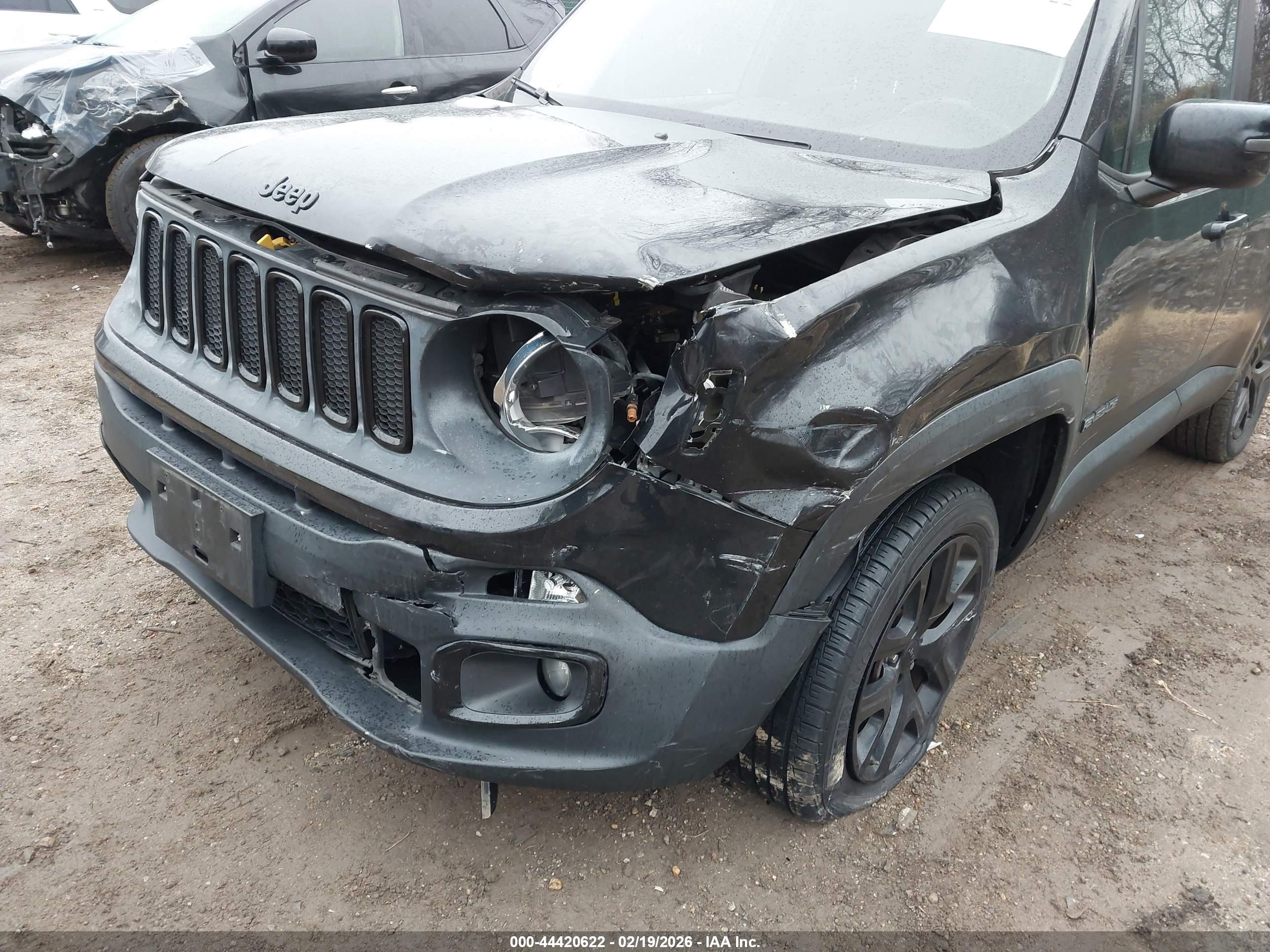 JEEP RENEGADE image 6