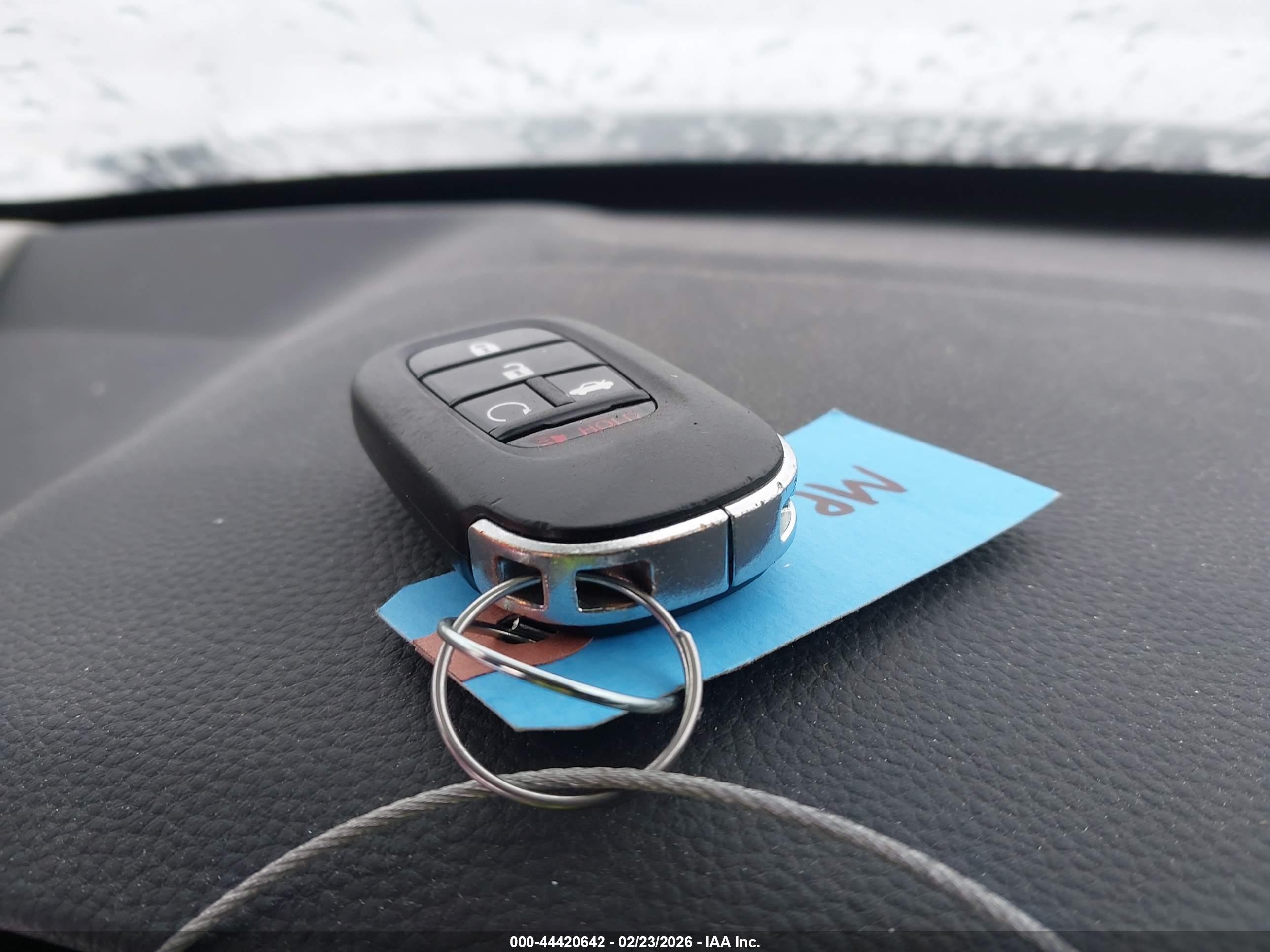 HONDA ACCORD image 11