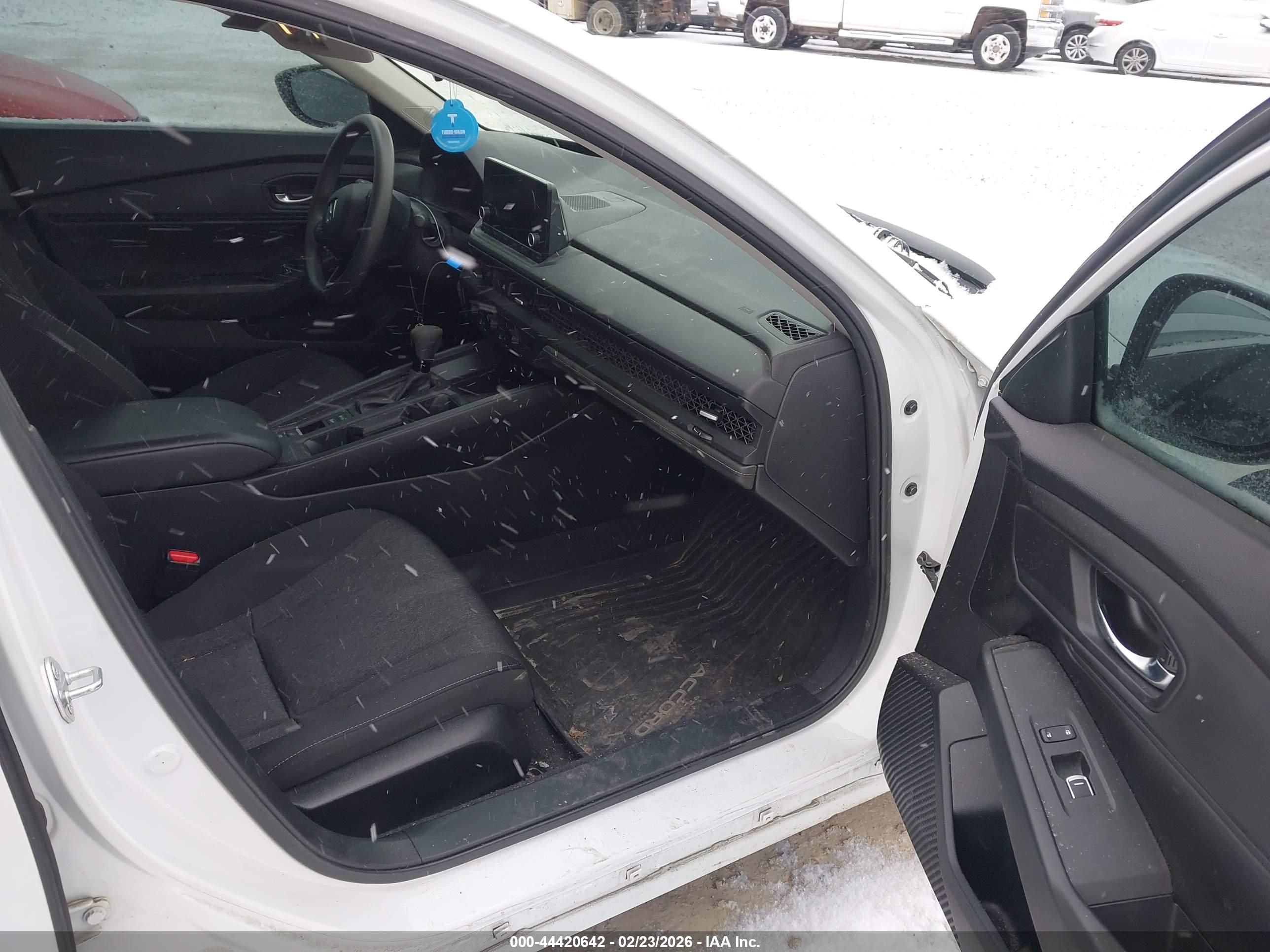 HONDA ACCORD image 5