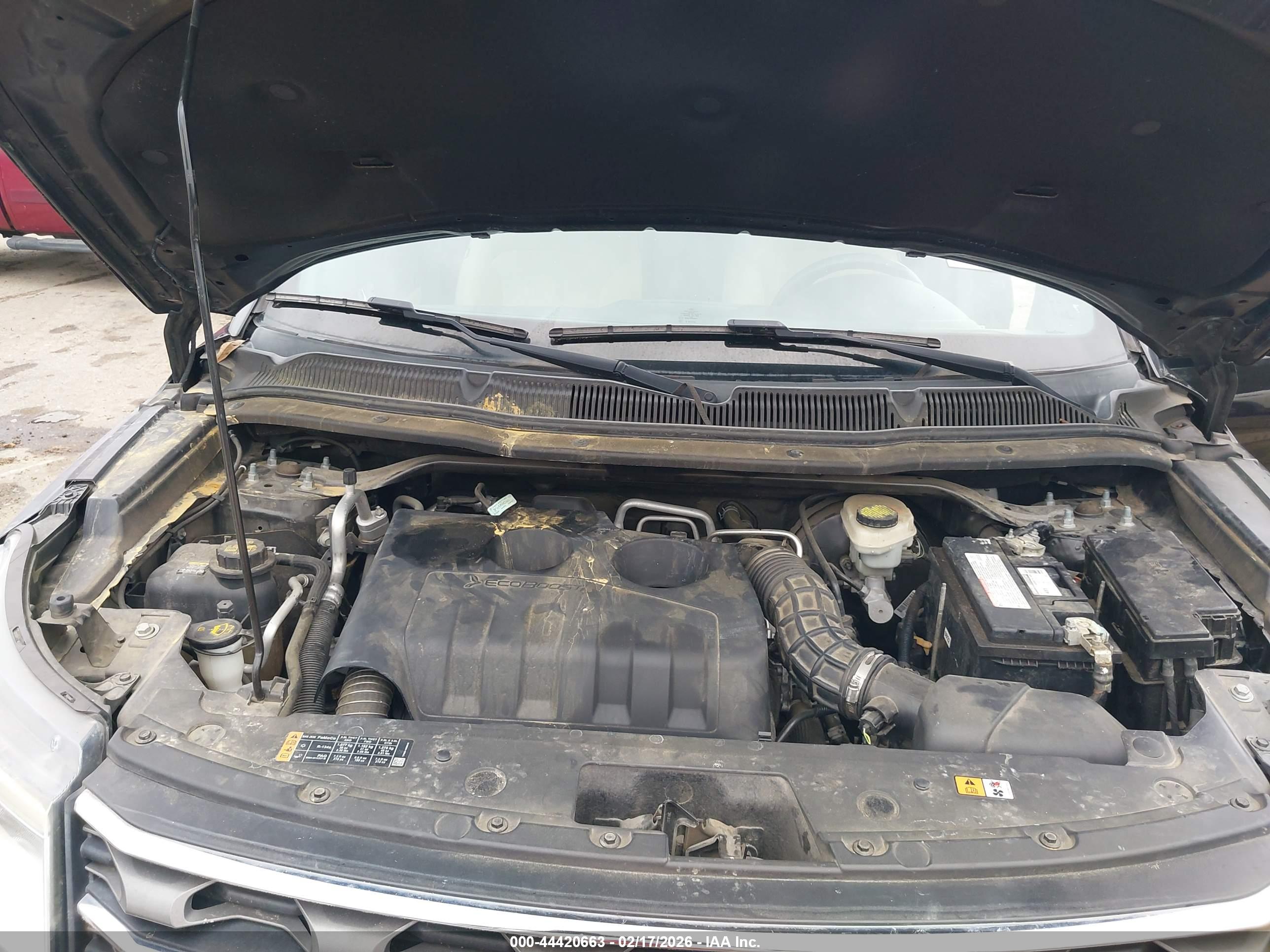 FORD EXPLORER image 10