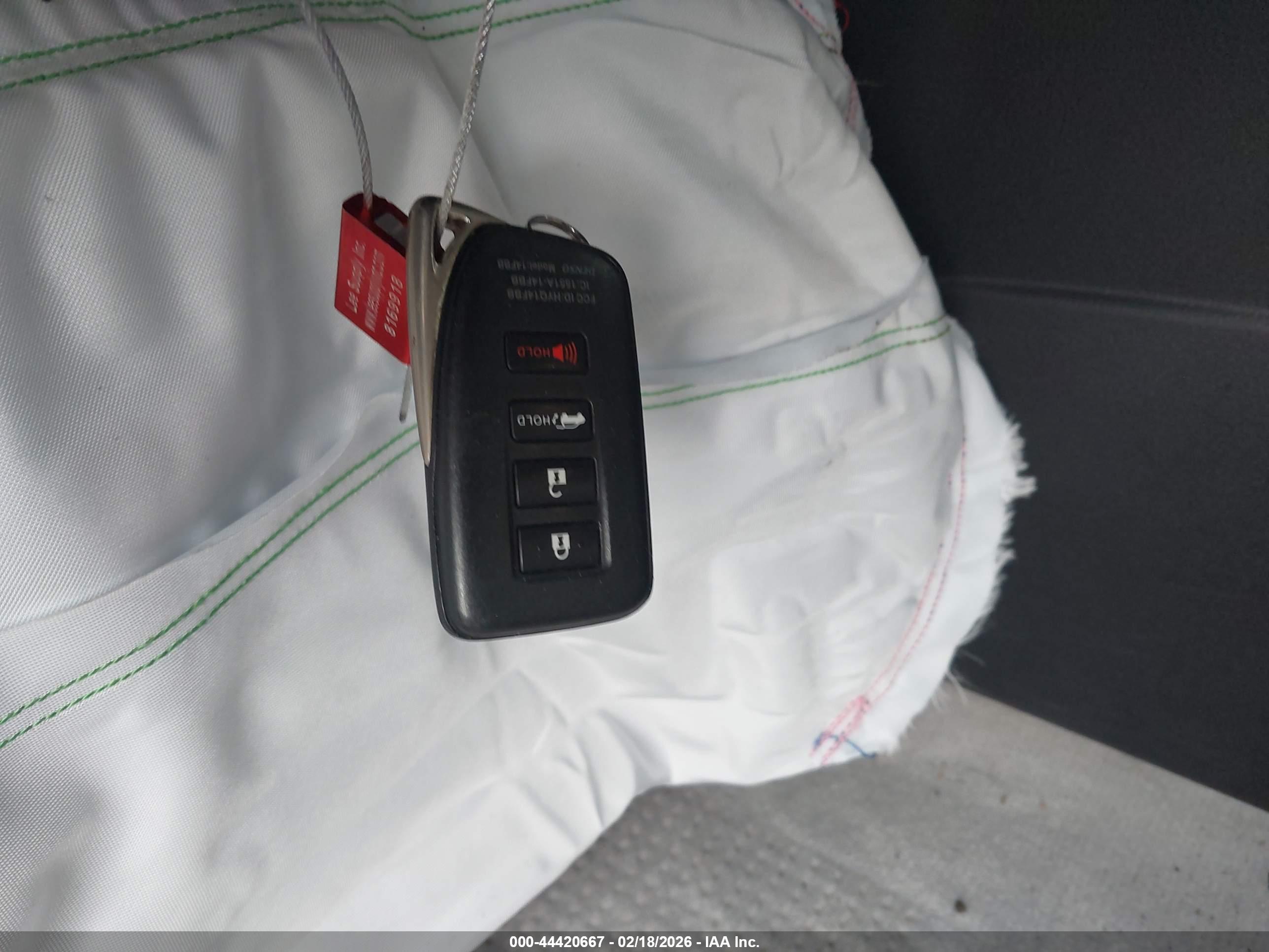 LEXUS RX image 11