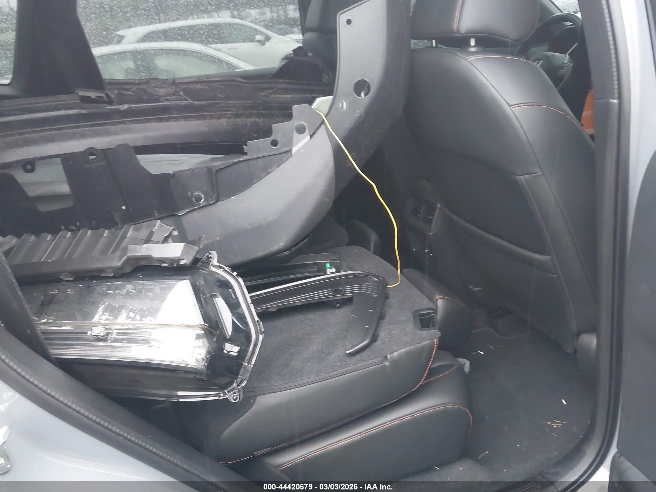HONDA CR-V image 8