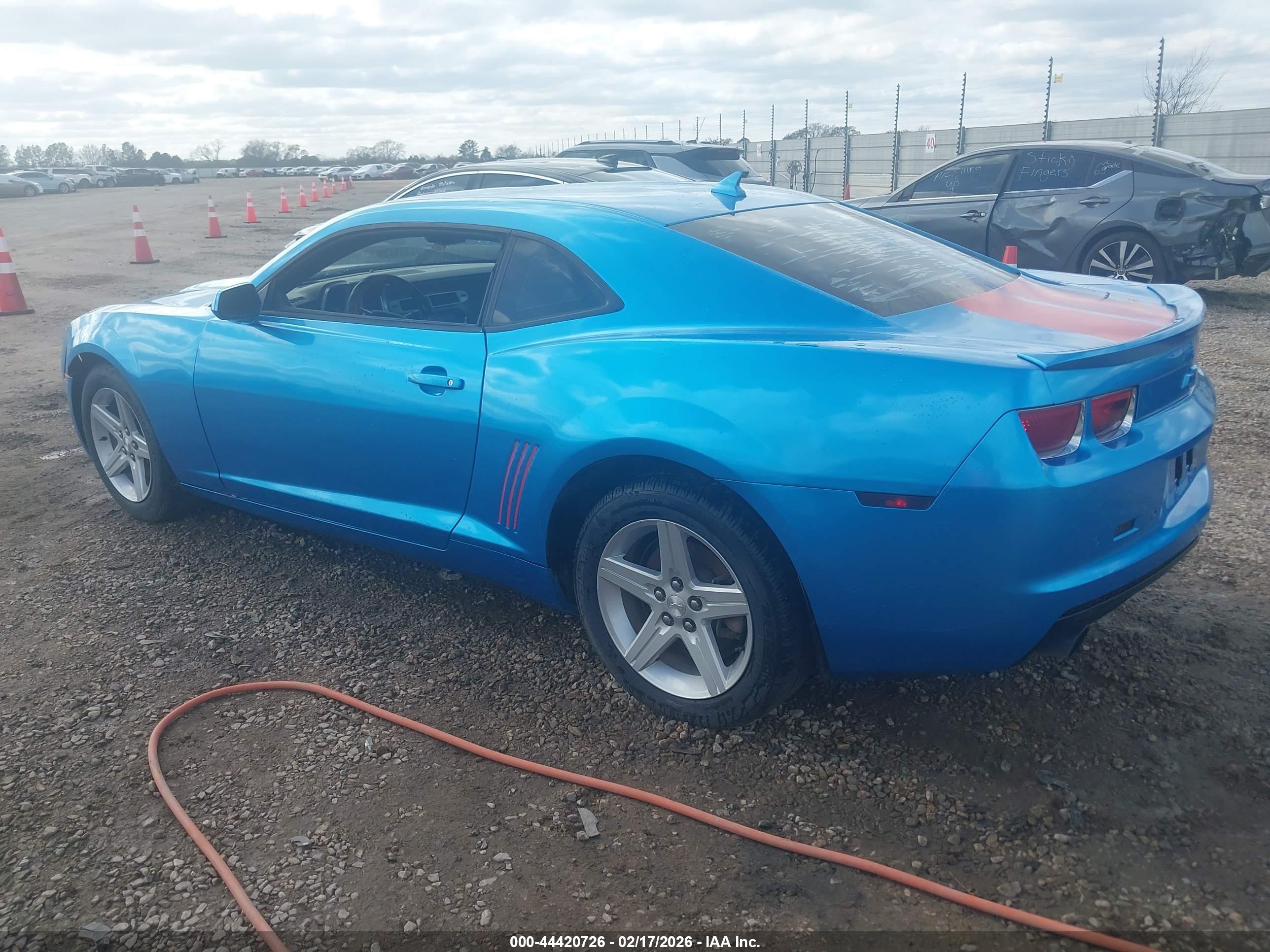 CHEVROLET CAMARO image 3