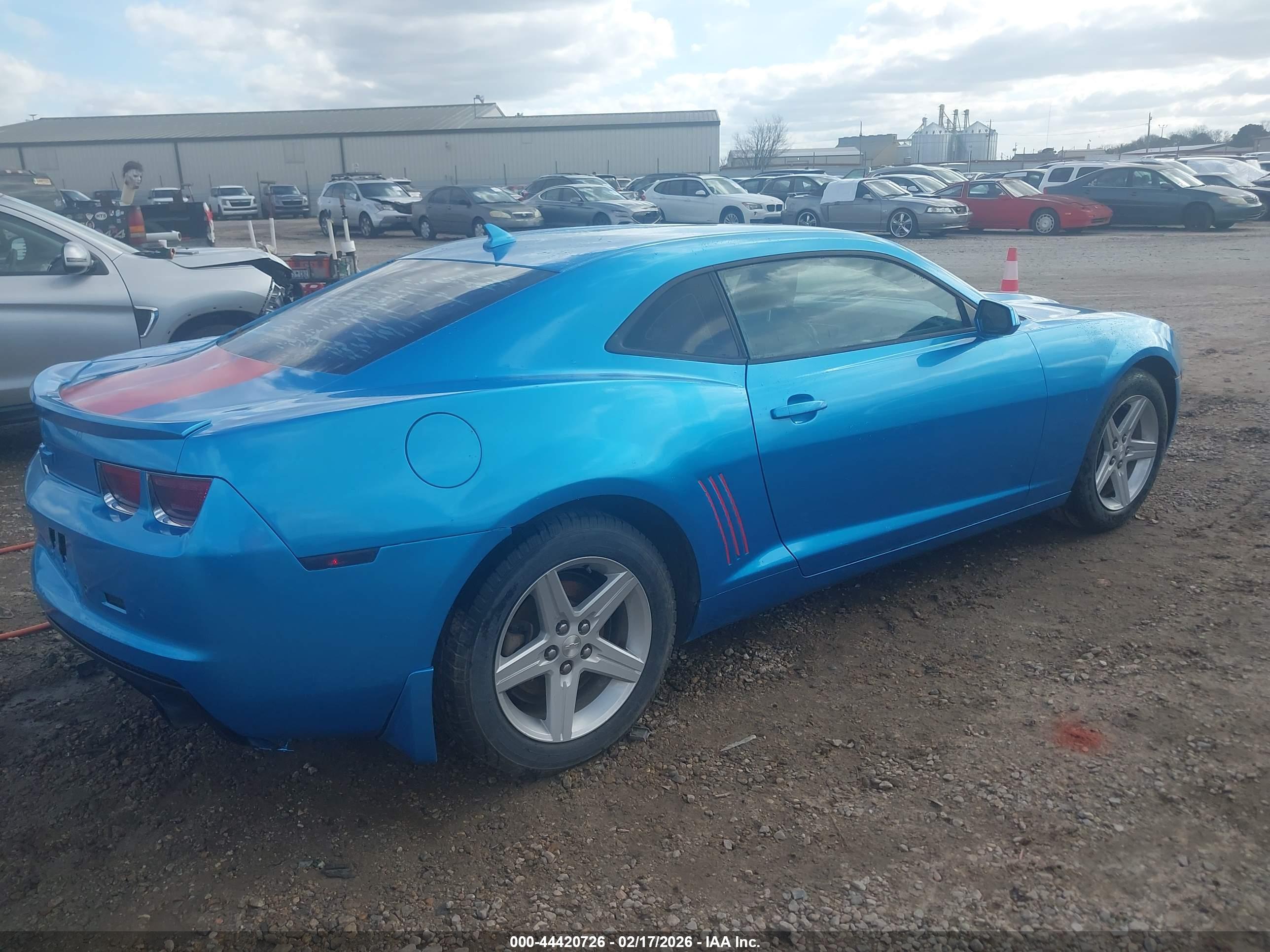 CHEVROLET CAMARO image 4