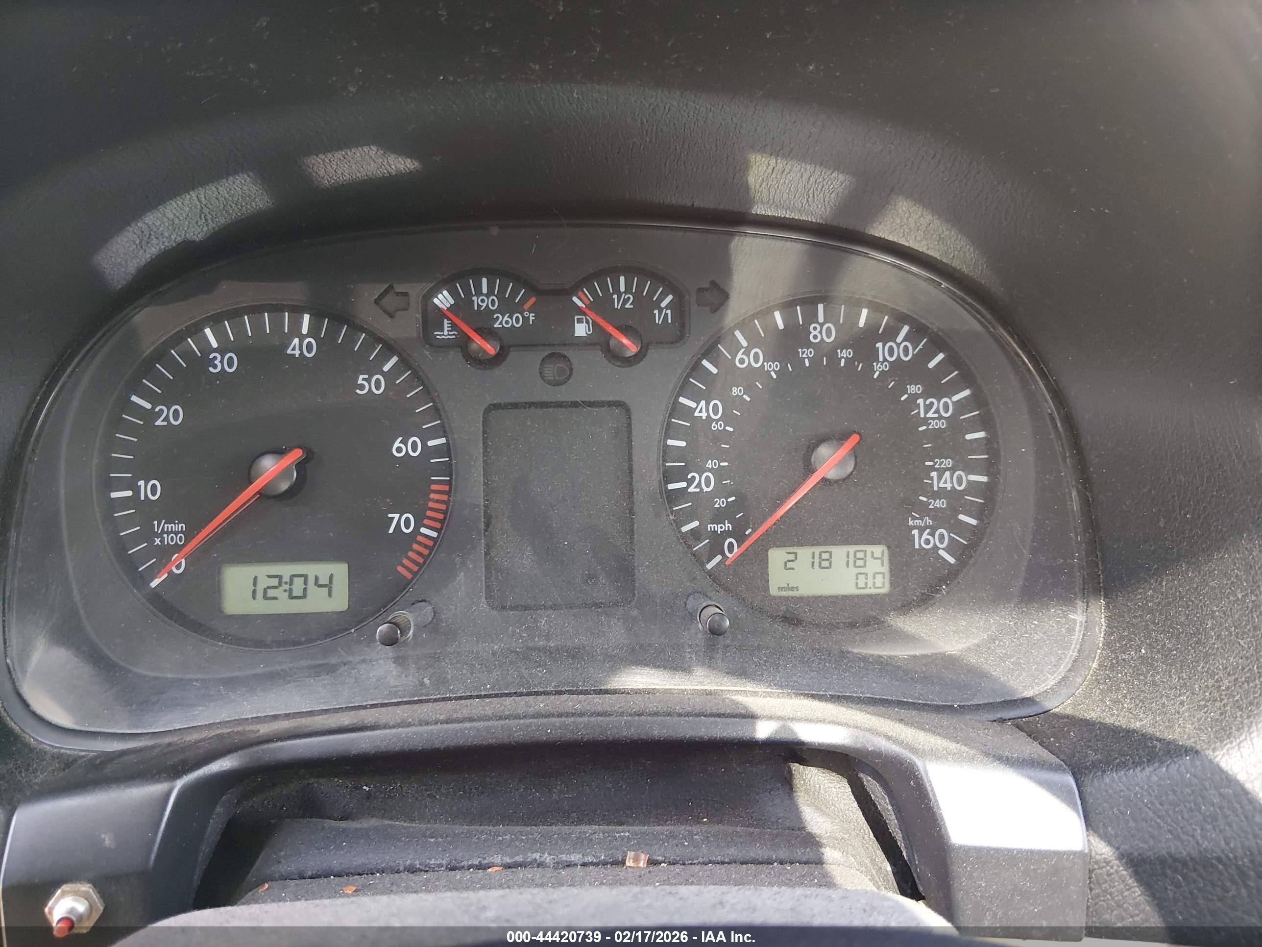 VOLKSWAGEN GOLF image 7