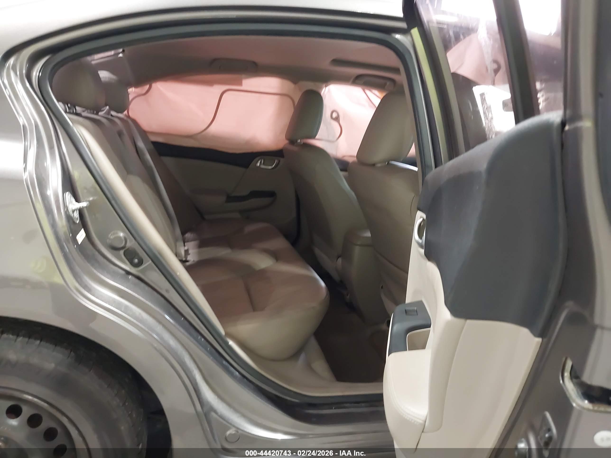 HONDA CIVIC image 8