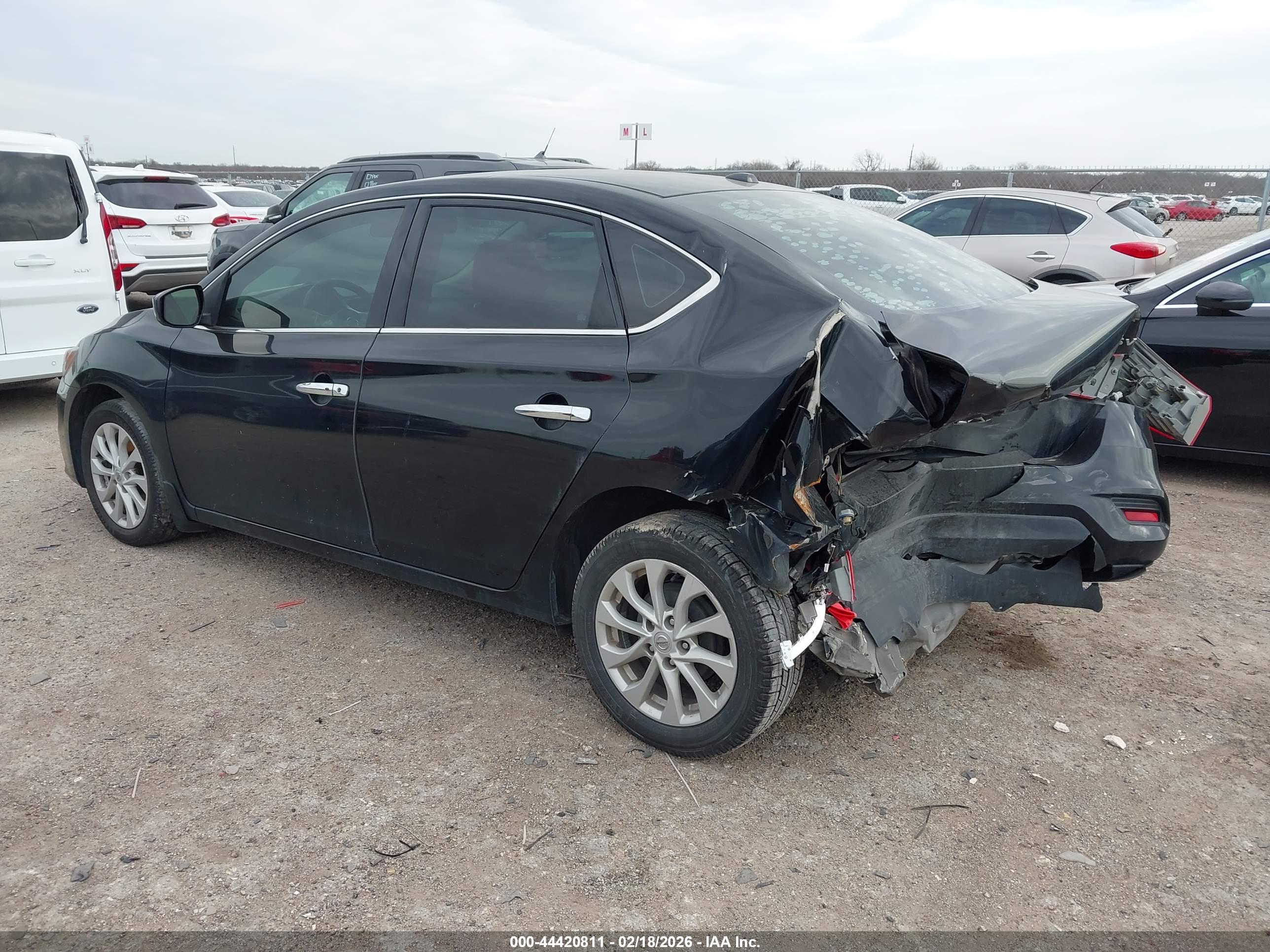 NISSAN SENTRA image 3