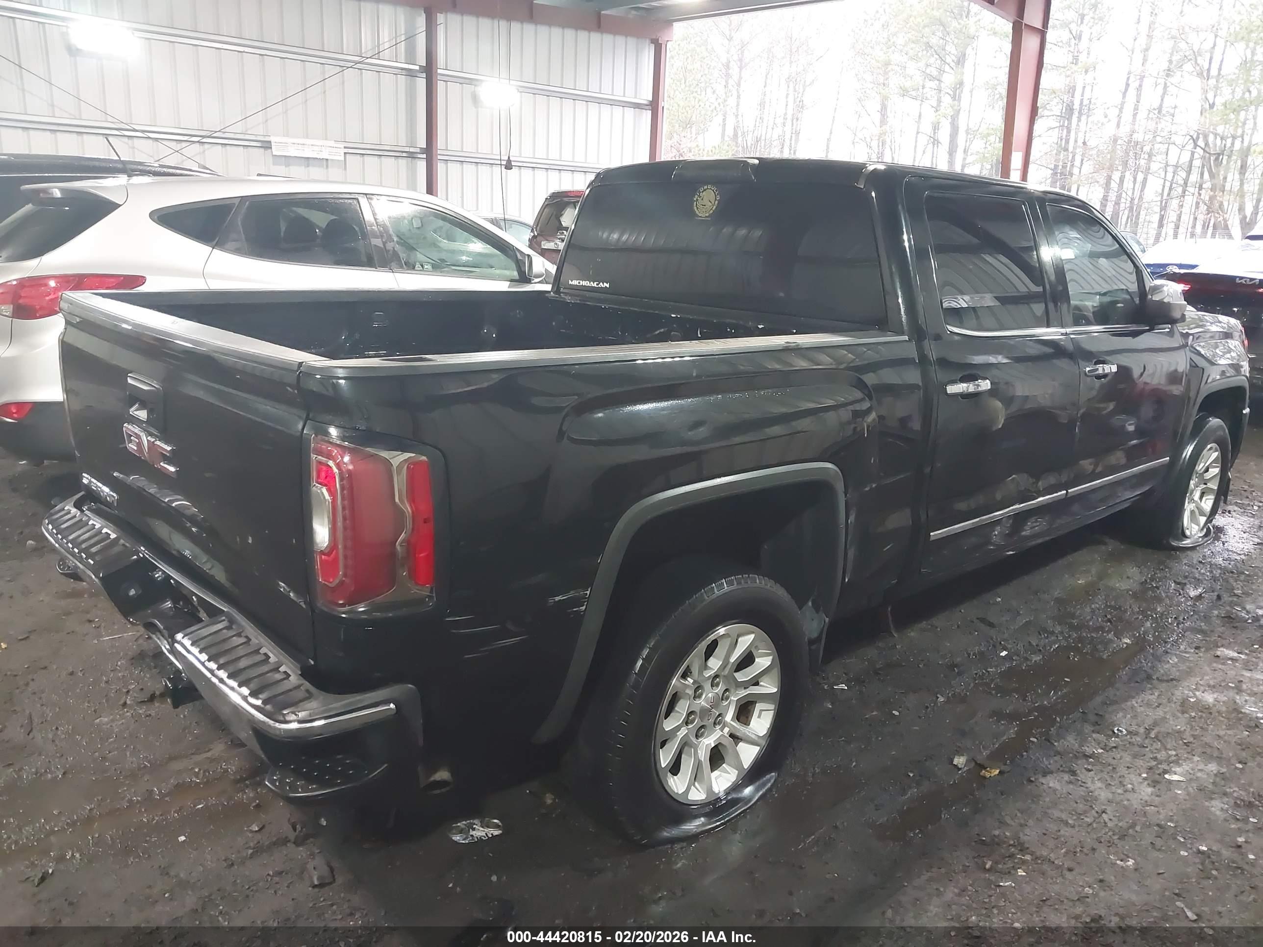 GMC SIERRA image 6