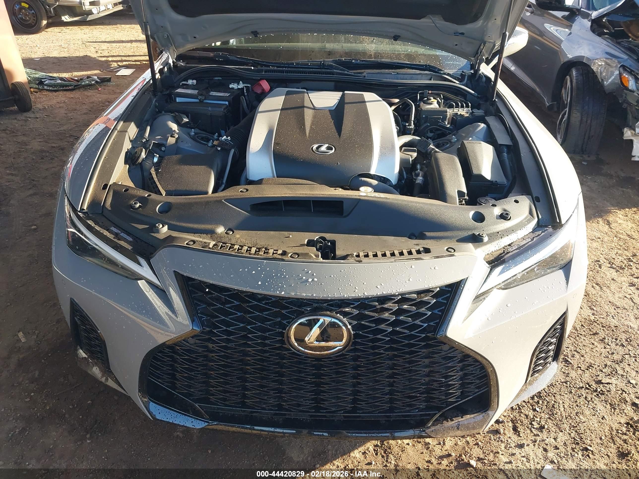 LEXUS IS image 10
