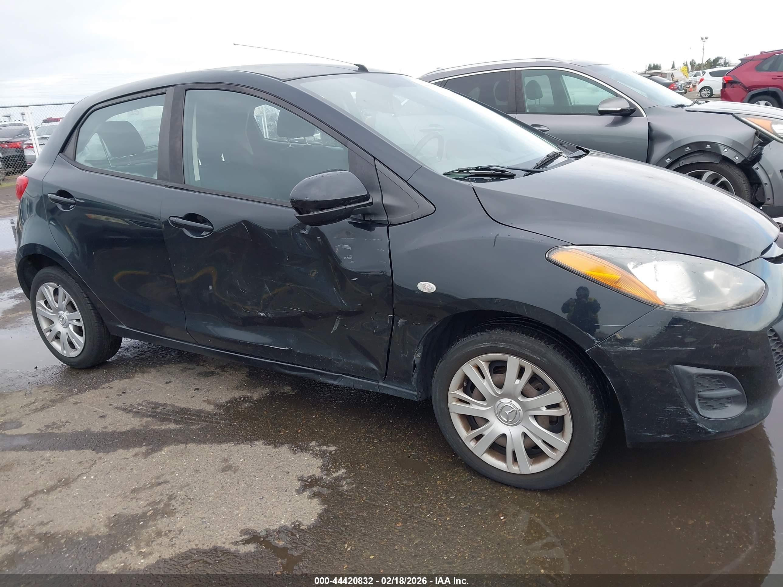 MAZDA MAZDA2 image 6