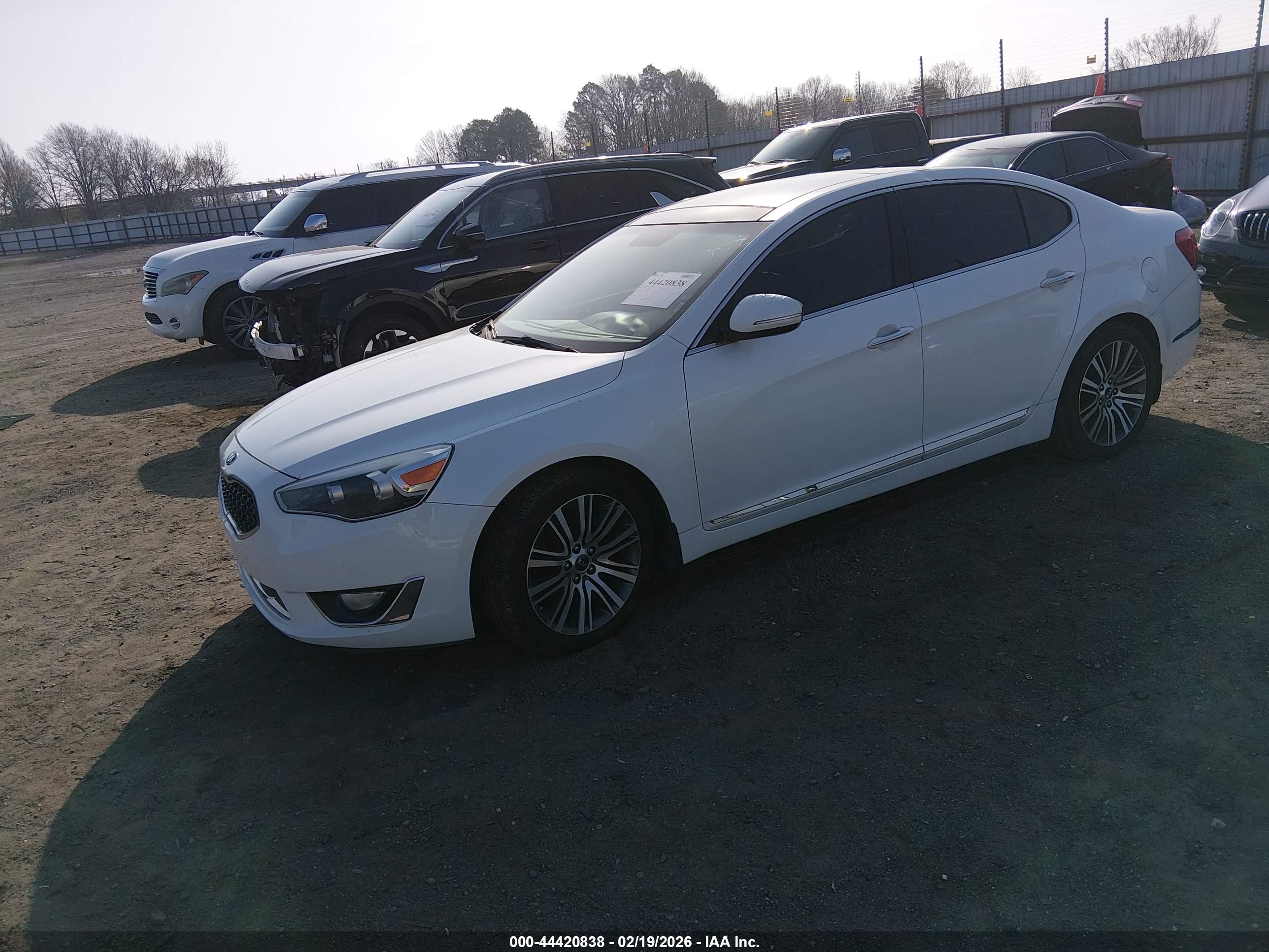 KIA CADENZA image 2
